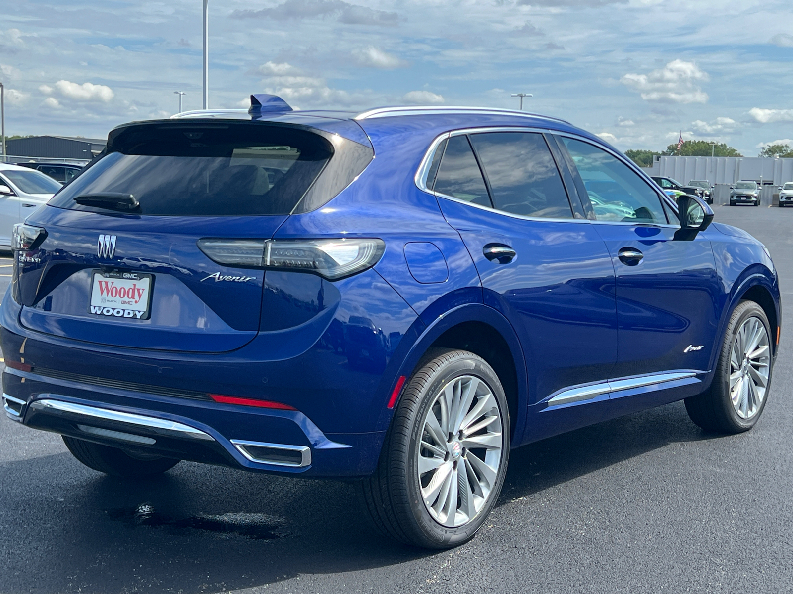 2024 Buick Envision Avenir 8