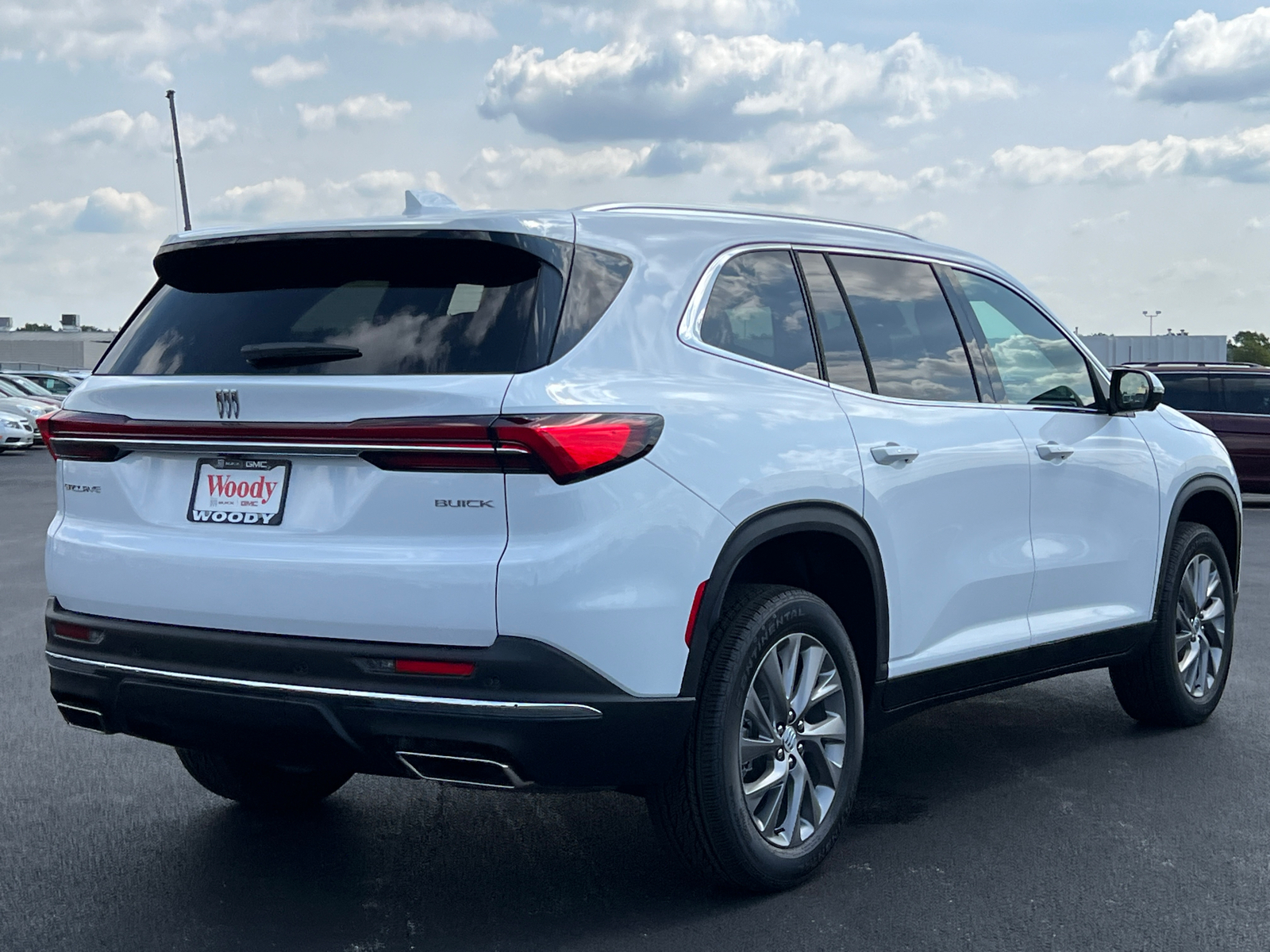 2025 Buick Enclave Preferred 8