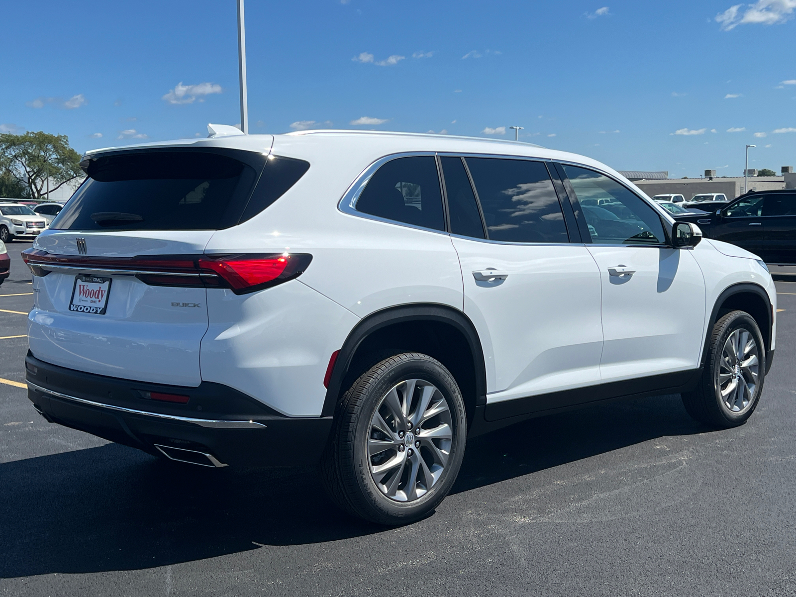 2025 Buick Enclave Preferred 8