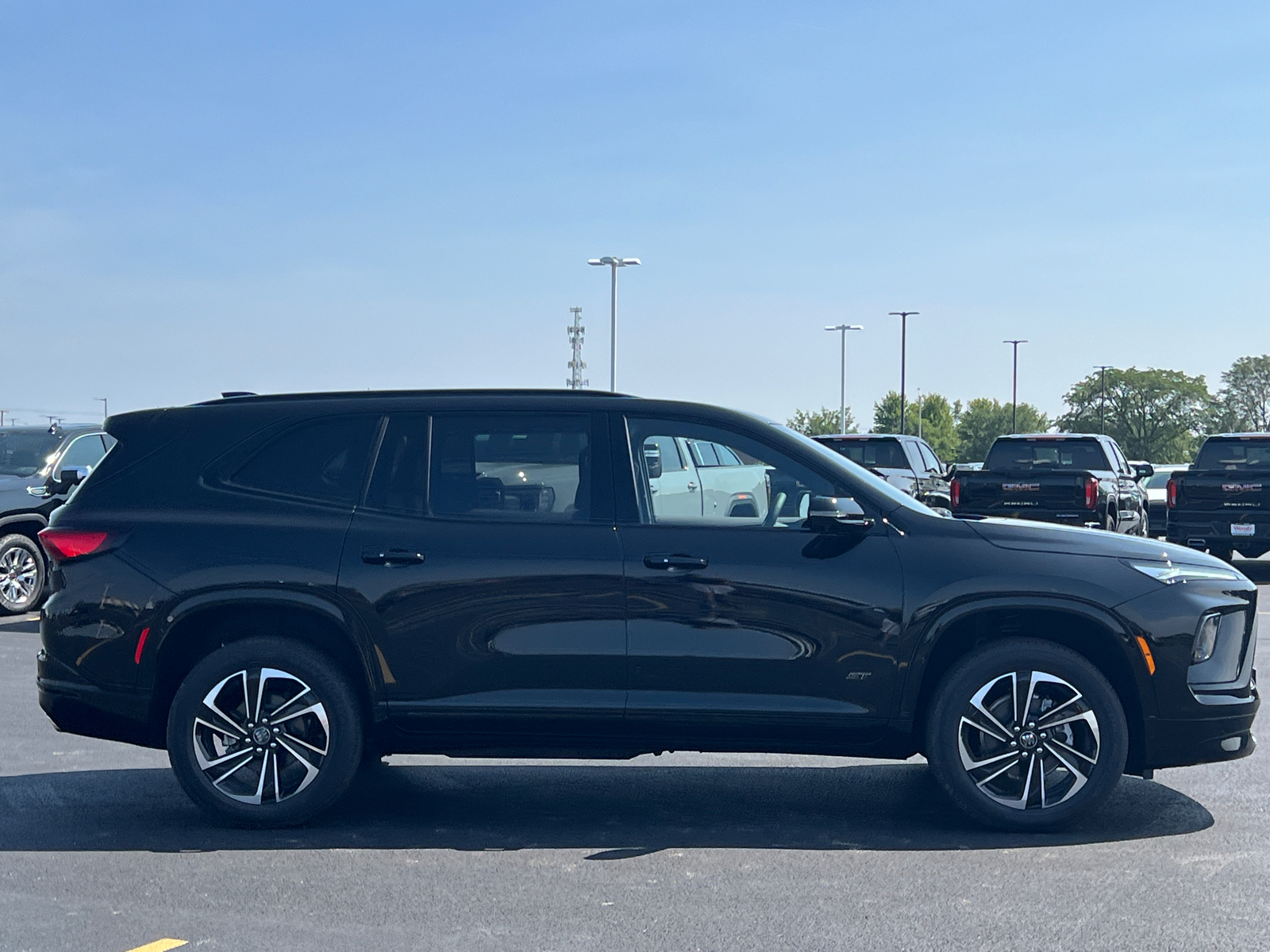 2025 Buick Enclave Sport Touring 9