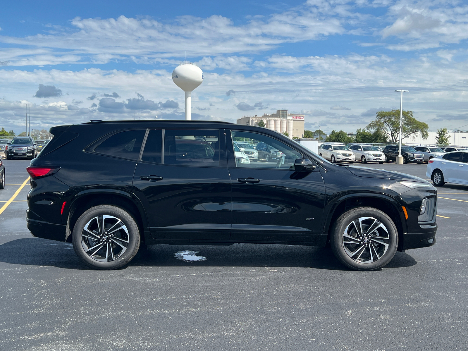 2025 Buick Enclave Sport Touring 9