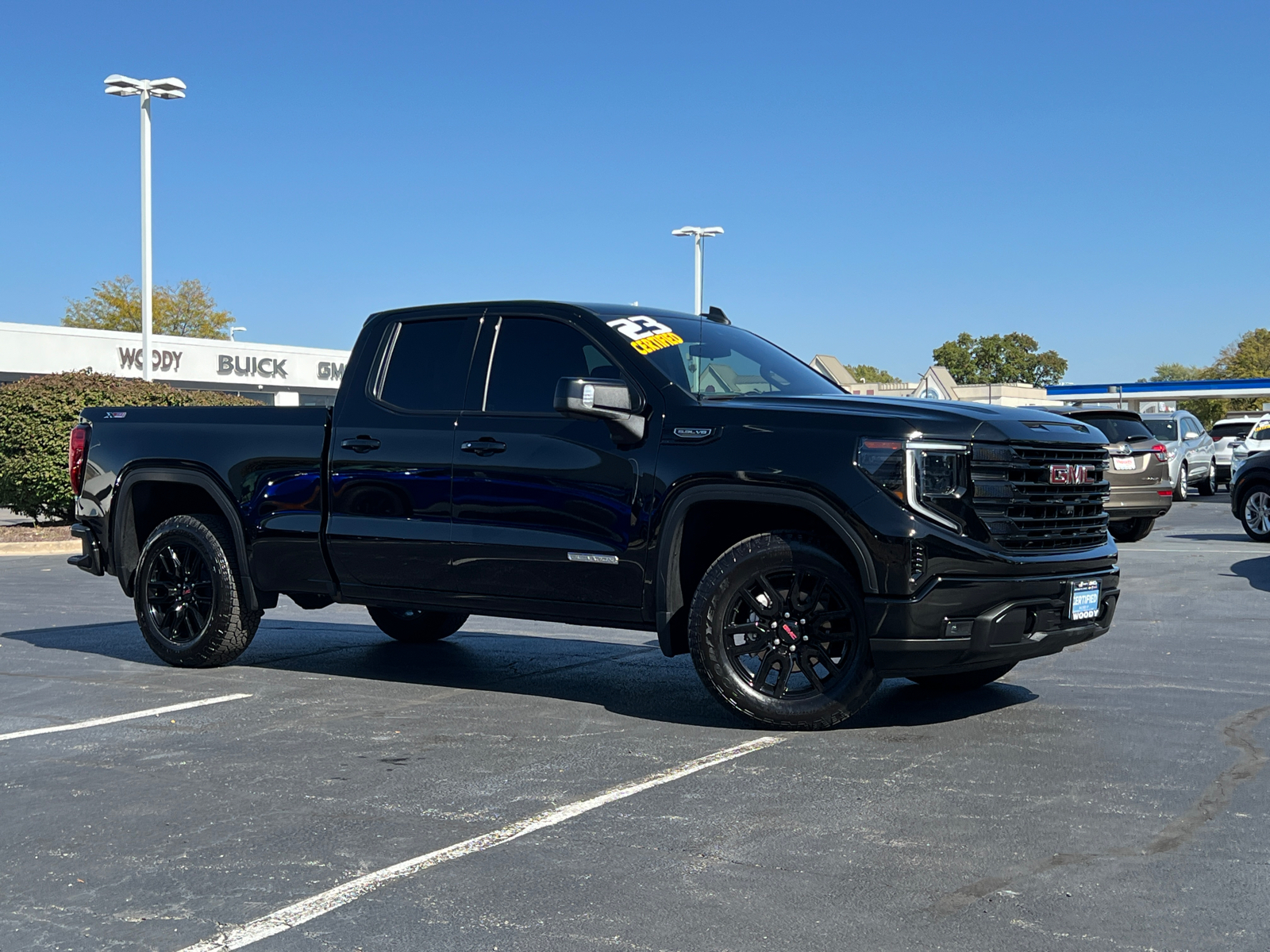 2023 GMC Sierra 1500 Elevation 2