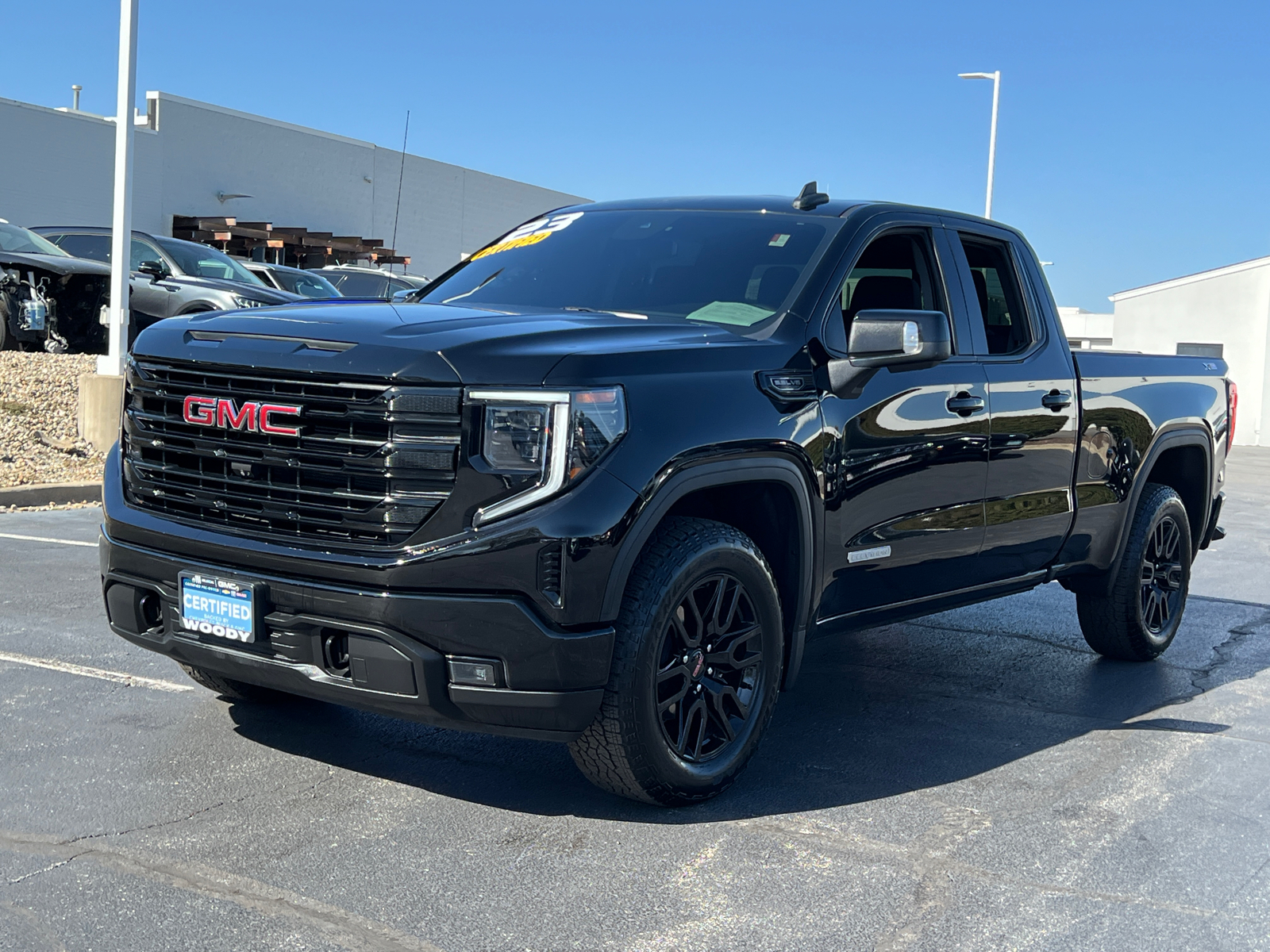 2023 GMC Sierra 1500 Elevation 4