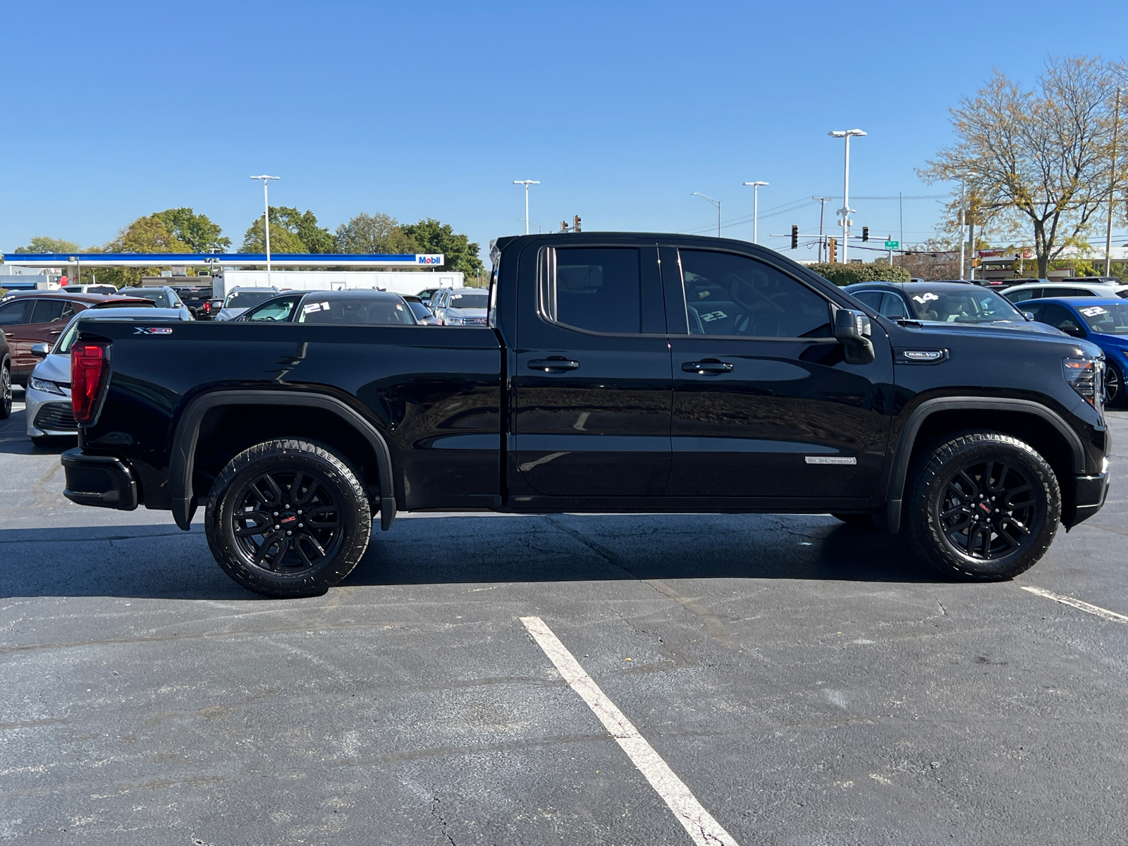 2023 GMC Sierra 1500 Elevation 9