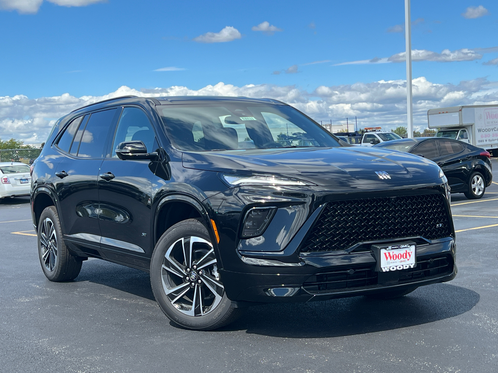 2025 Buick Enclave Sport Touring 2