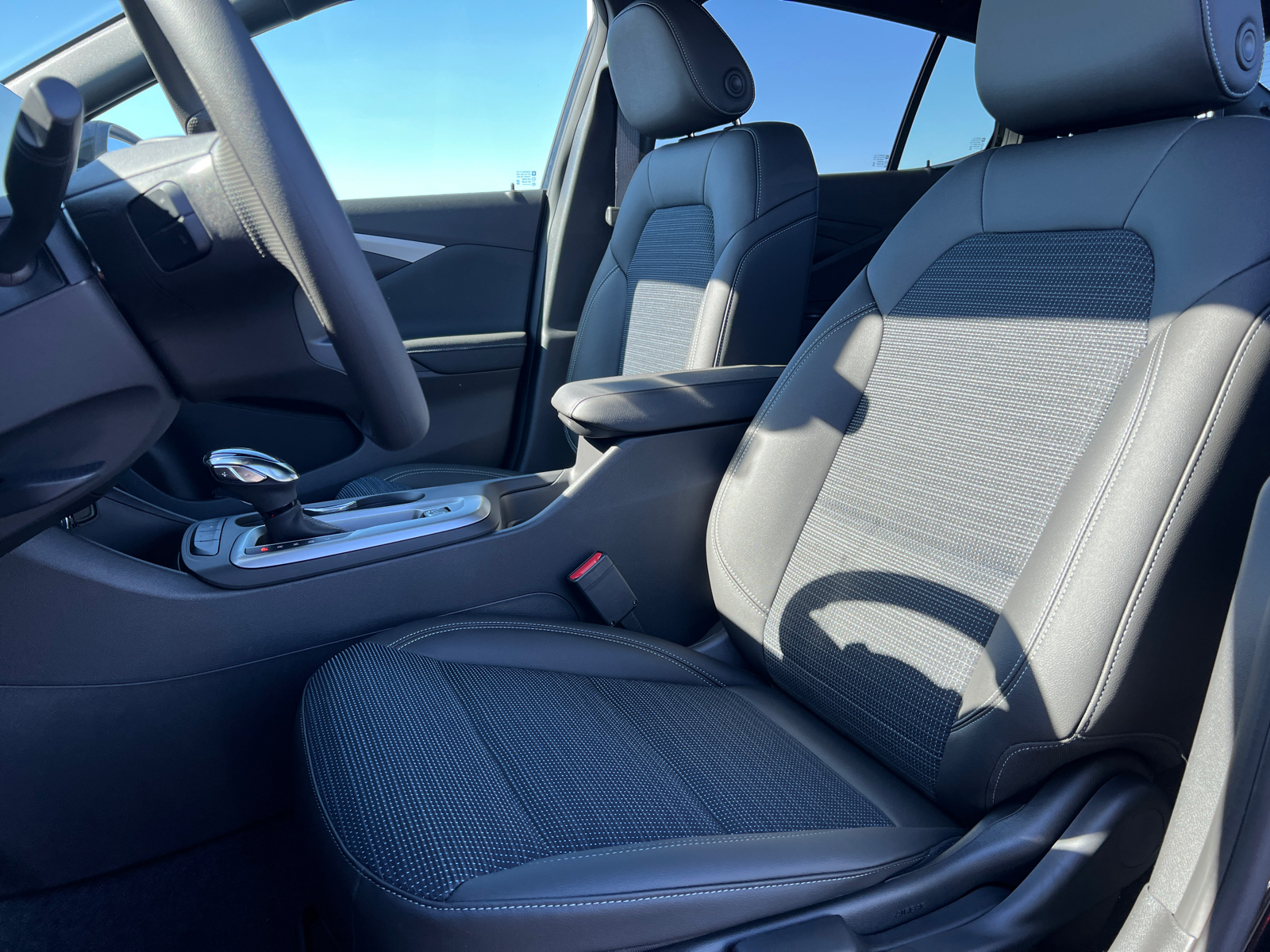 2025 Buick Envista Preferred 15