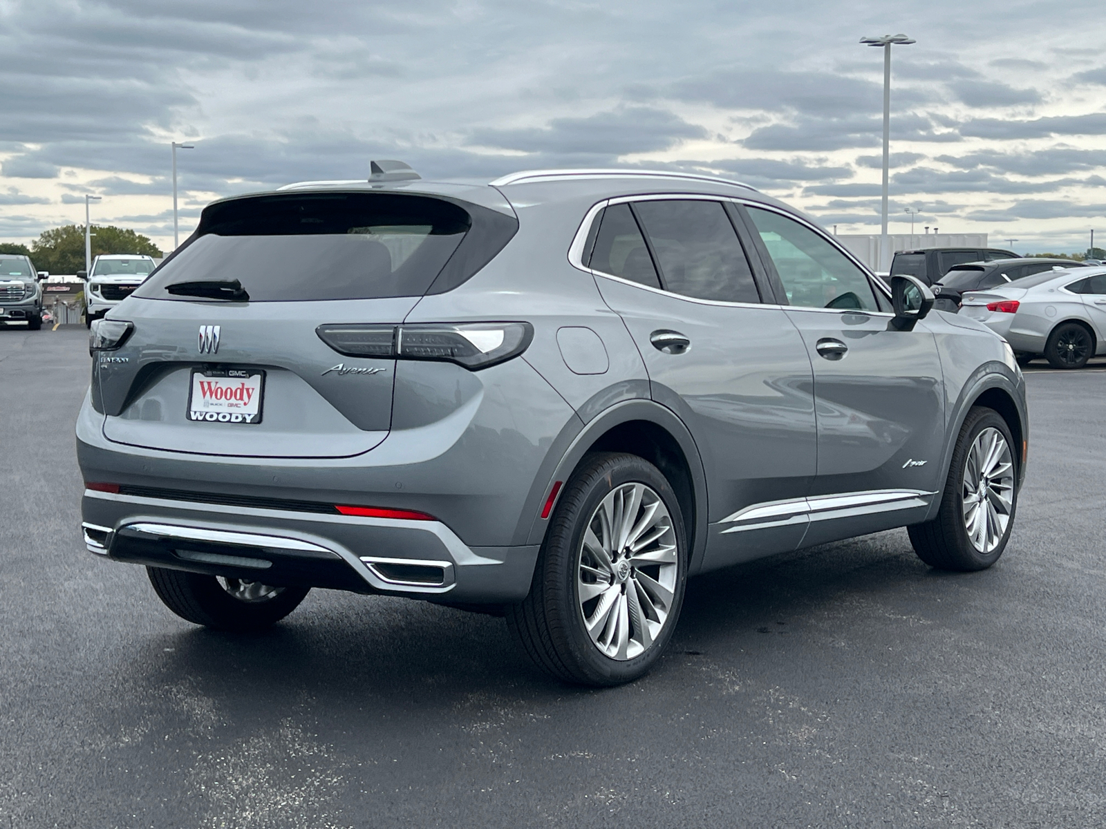 2024 Buick Envision Avenir 8