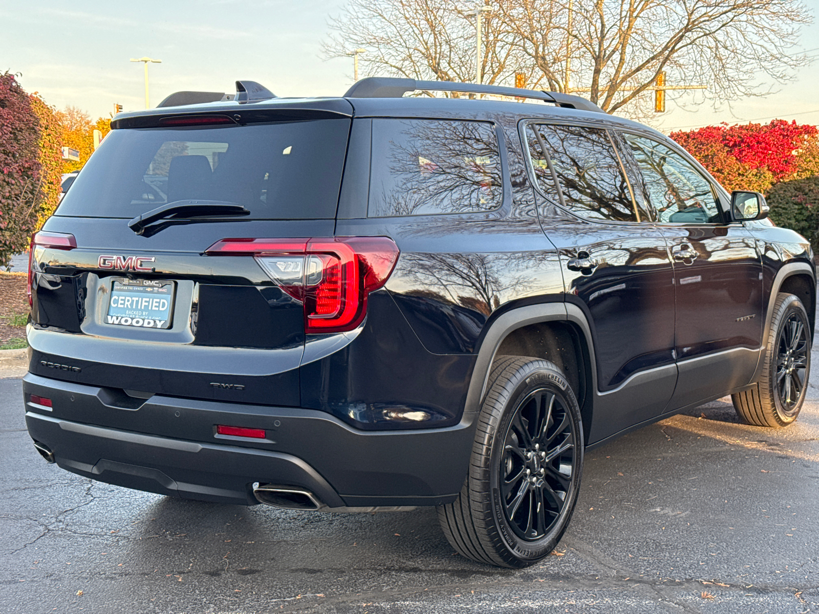 2022 GMC Acadia SLT 8