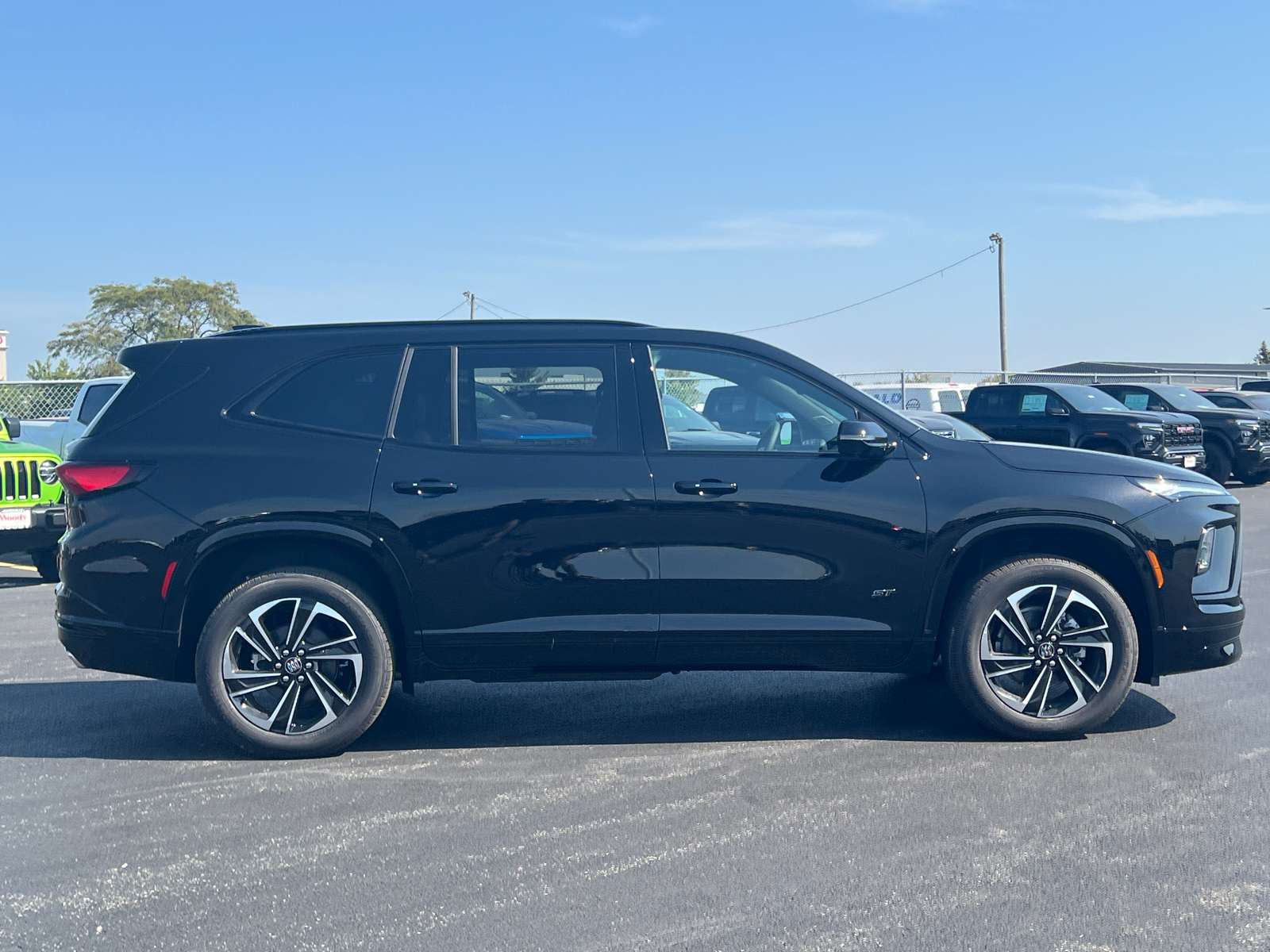 2025 Buick Enclave Sport Touring 9