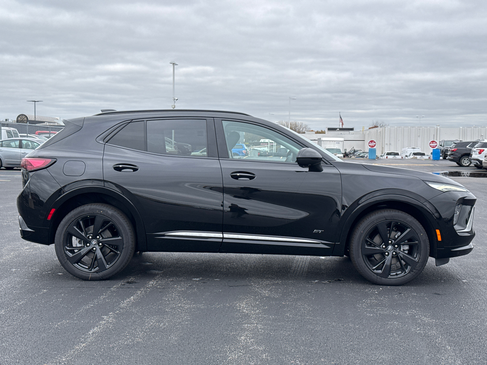 2025 Buick Envision Sport Touring 9