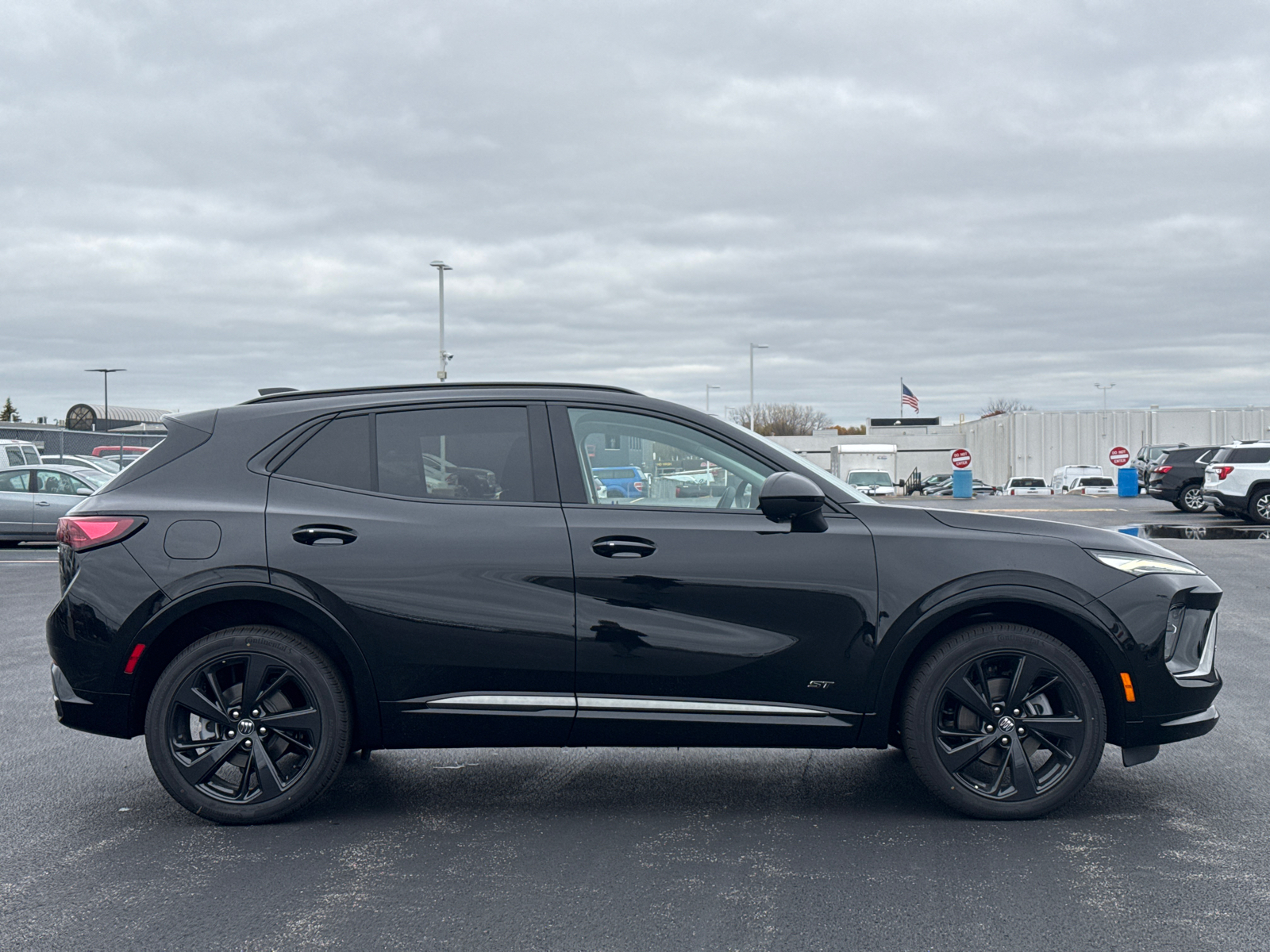 2025 Buick Envision Sport Touring 9