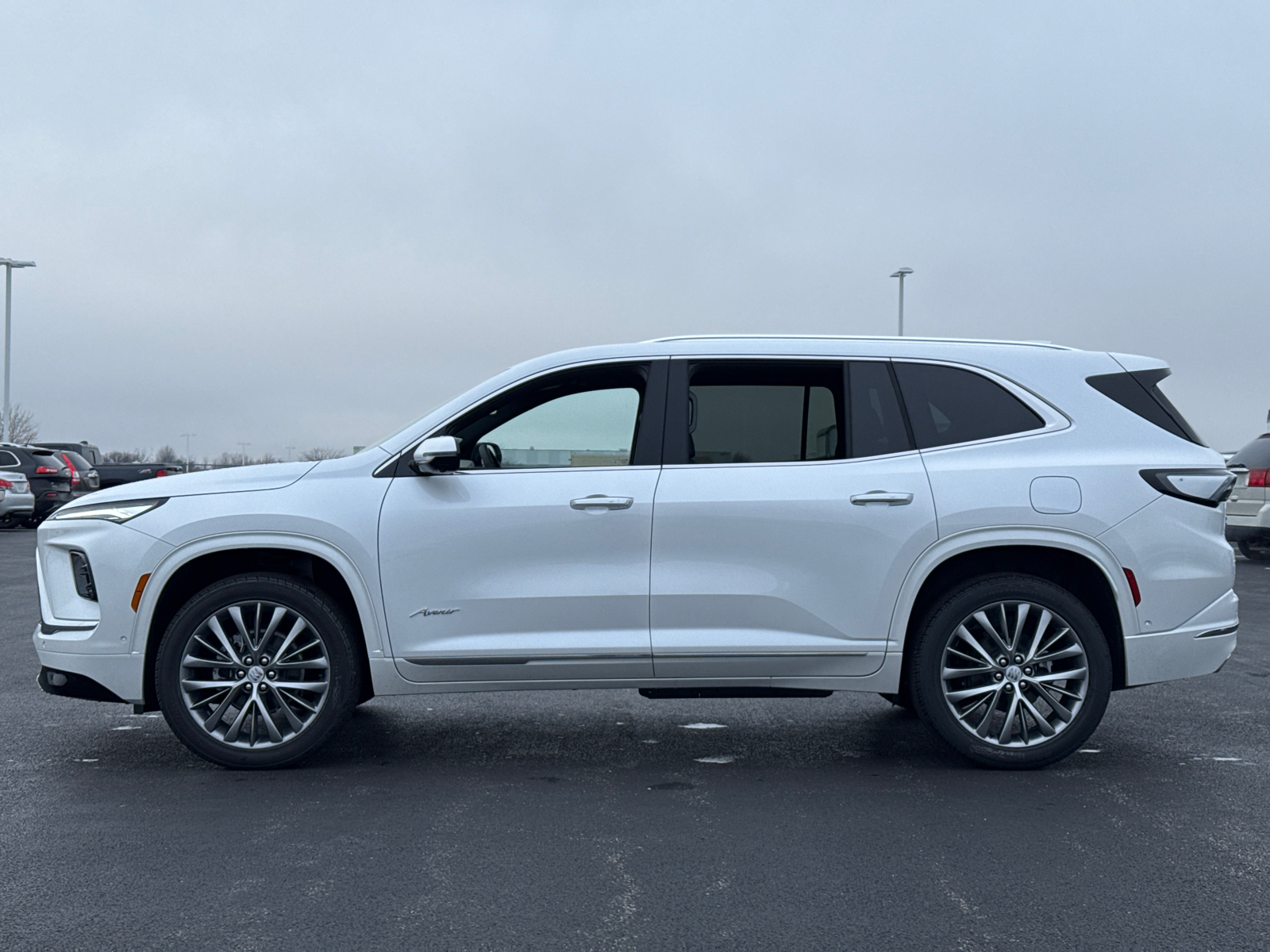 2025 Buick Enclave Avenir 5