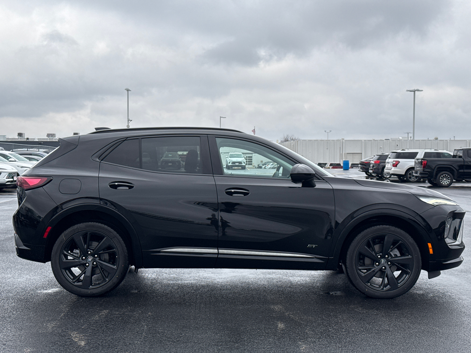 2025 Buick Envision Sport Touring 9