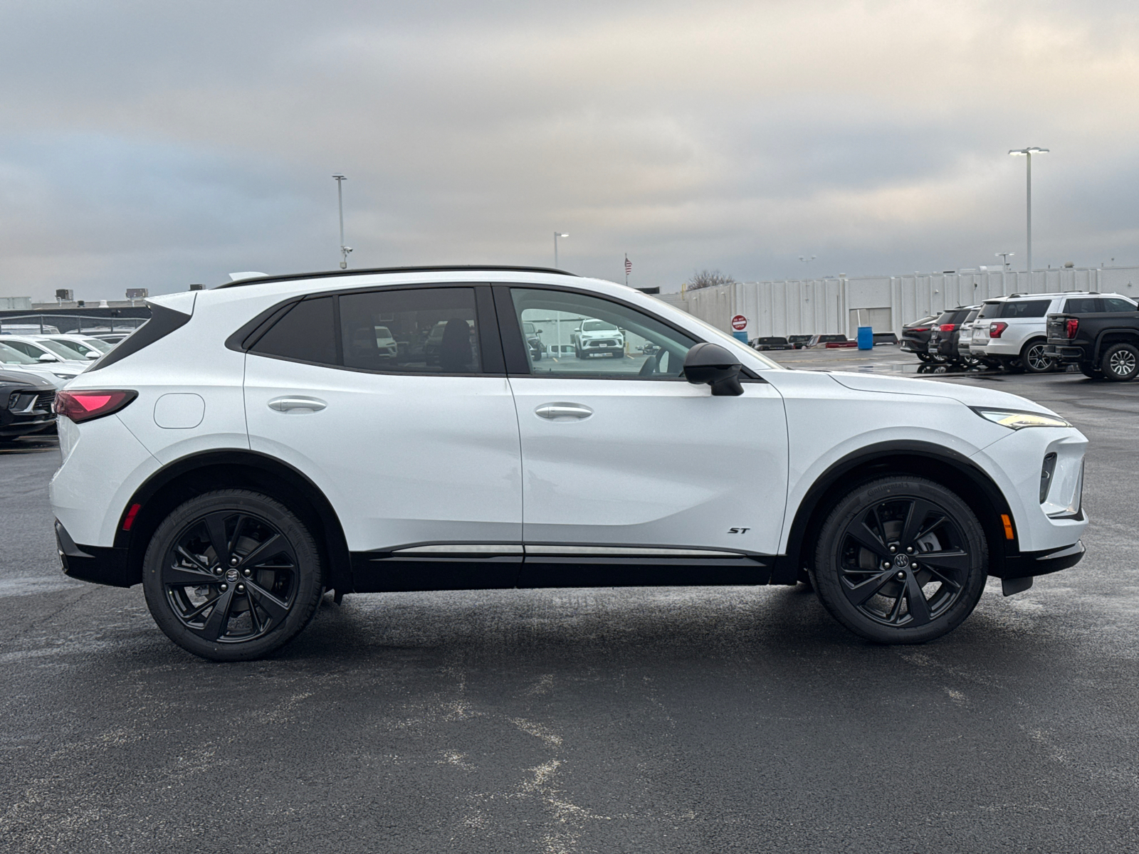 2025 Buick Envision Sport Touring 9