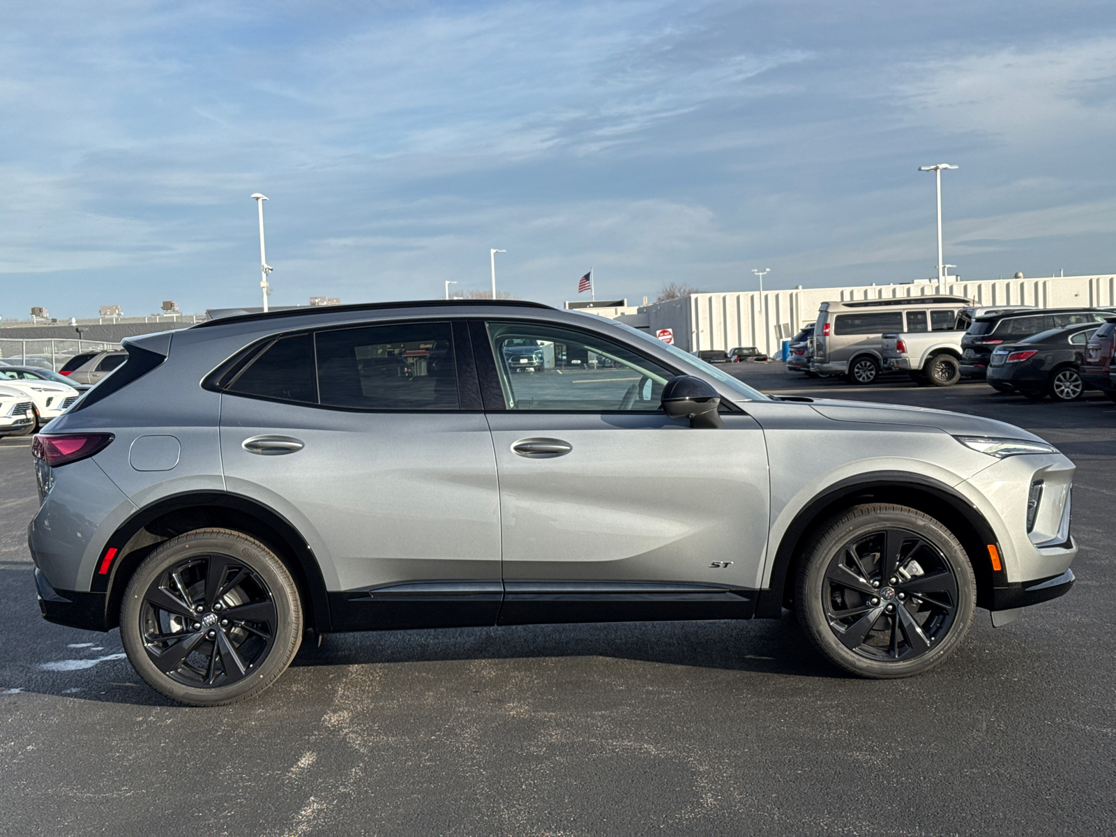 2025 Buick Envision Sport Touring 9