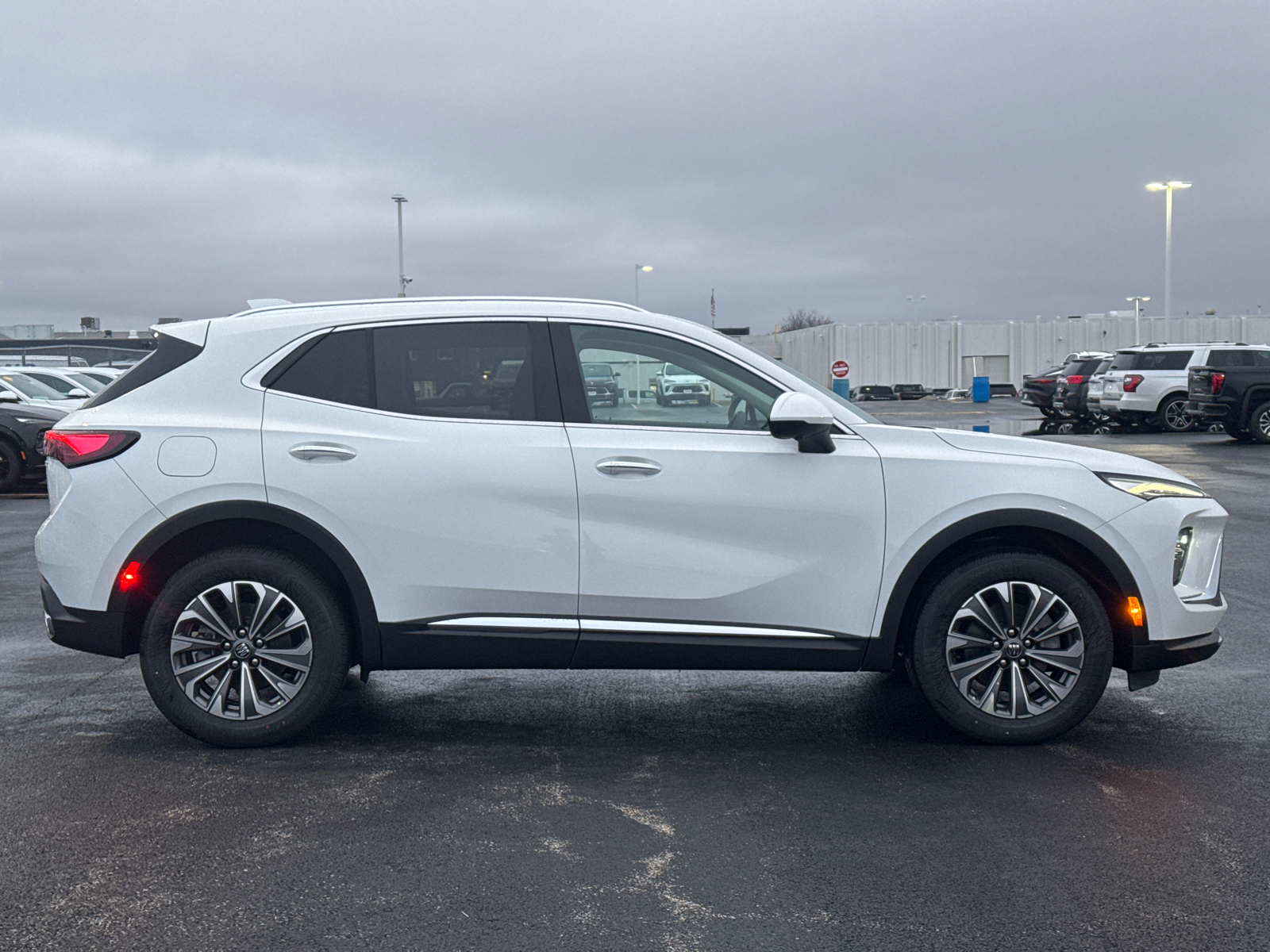 2025 Buick Envision Preferred 9