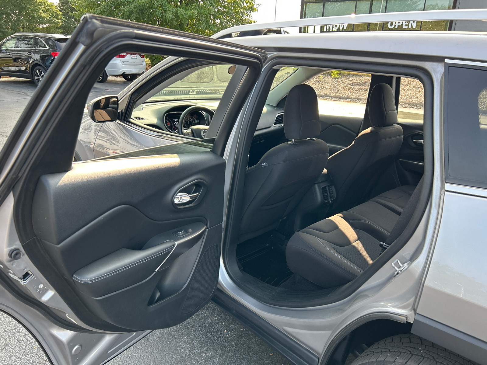 2019 Jeep Cherokee Latitude 30