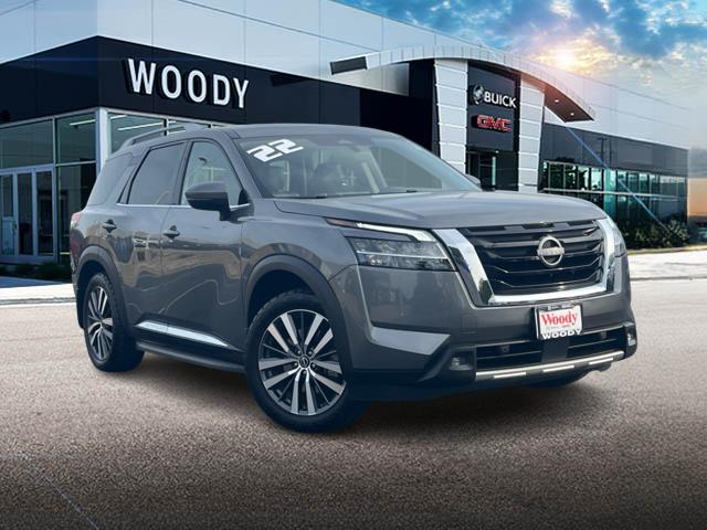 2022 Nissan Pathfinder Platinum 1