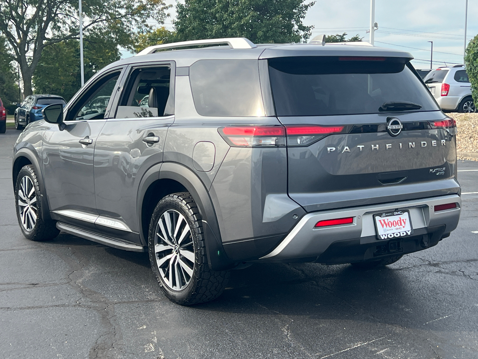 2022 Nissan Pathfinder Platinum 6