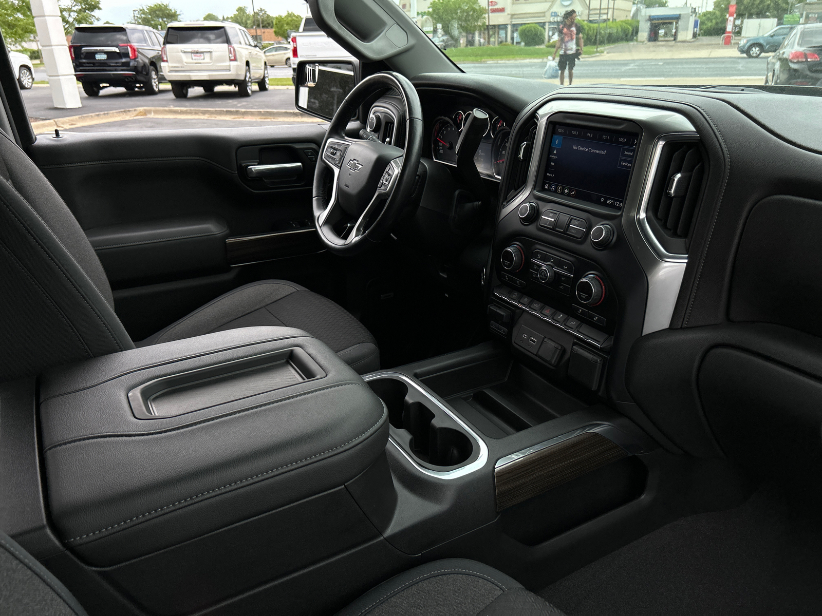 2019 Chevrolet Silverado 1500 RST 40