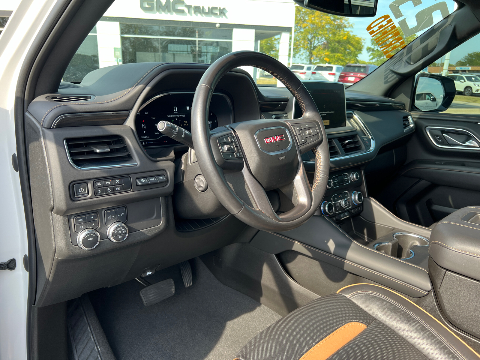 2023 GMC Yukon AT4 19