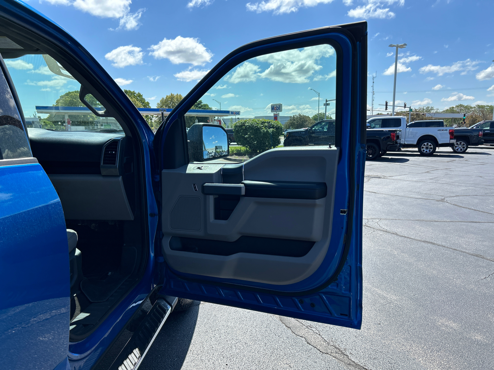 2019 Ford F-150 XLT 36