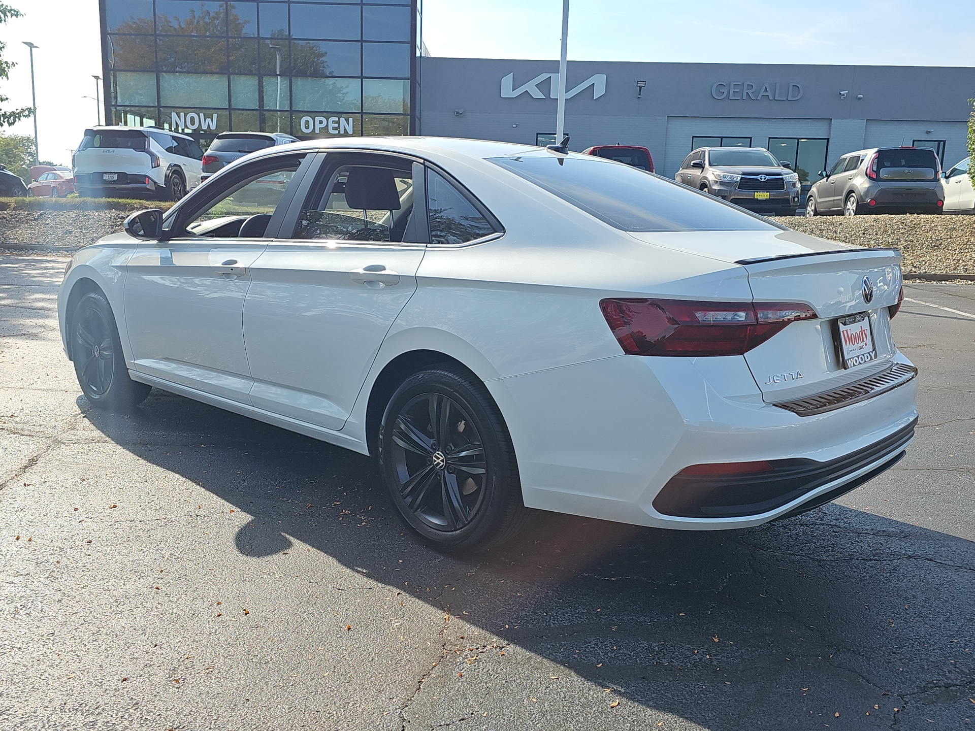 2023 Volkswagen Jetta 1.5T SE 6