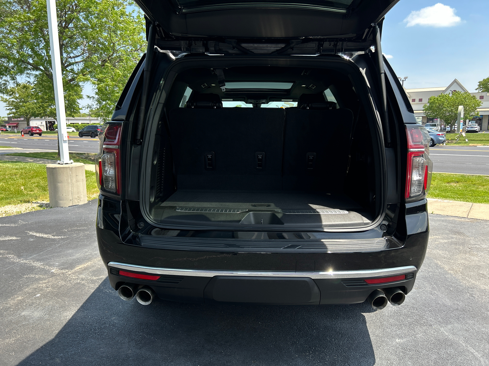 2022 Chevrolet Tahoe Premier 35