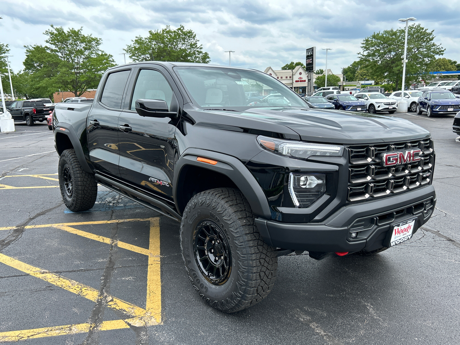 2024 GMC Canyon AT4X 1