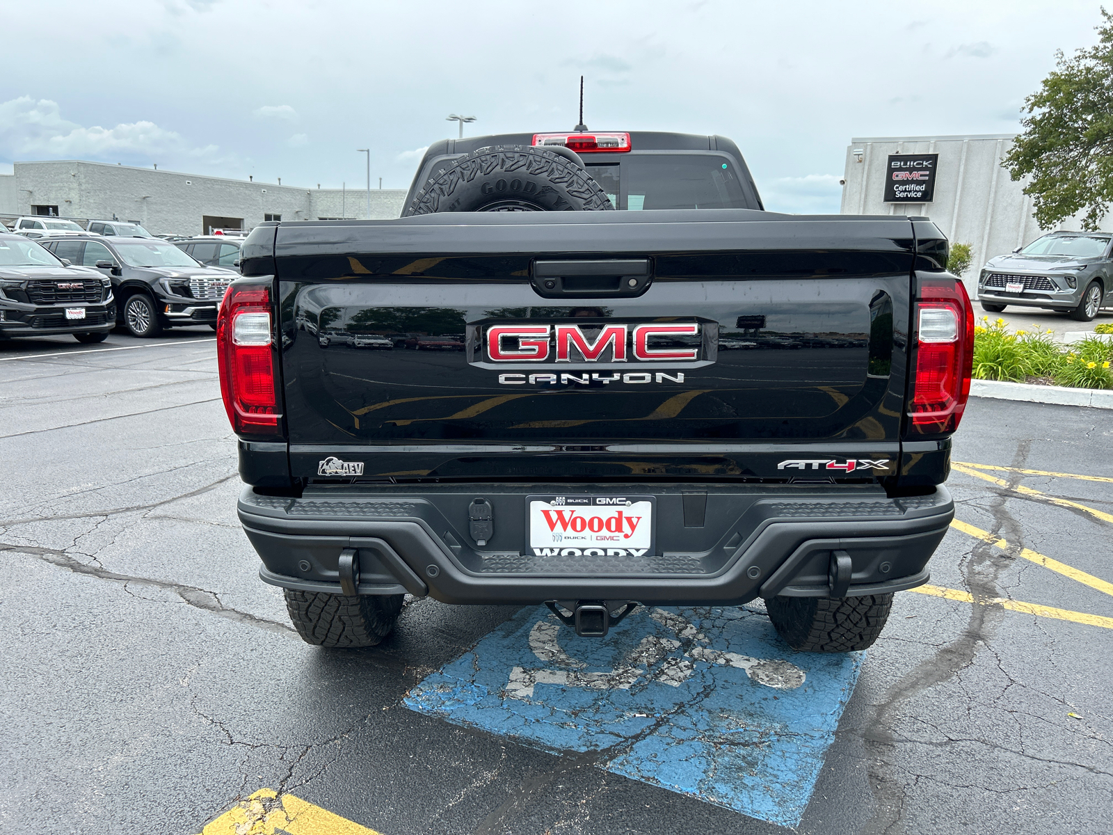 2024 GMC Canyon AT4X 6