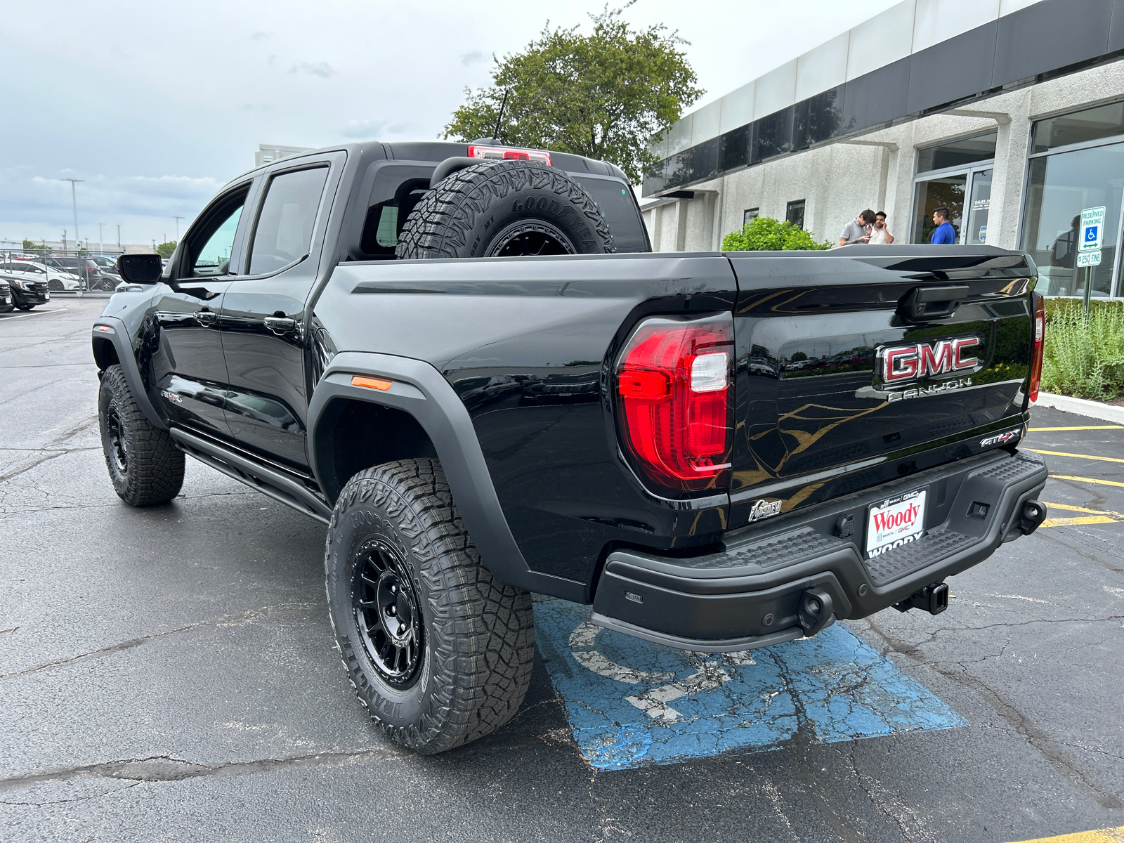 2024 GMC Canyon AT4X 7