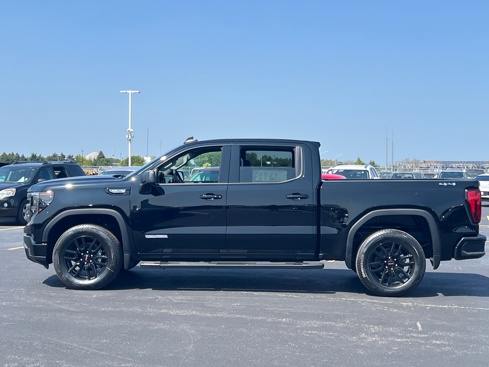 2024 GMC Sierra 1500 Elevation 5