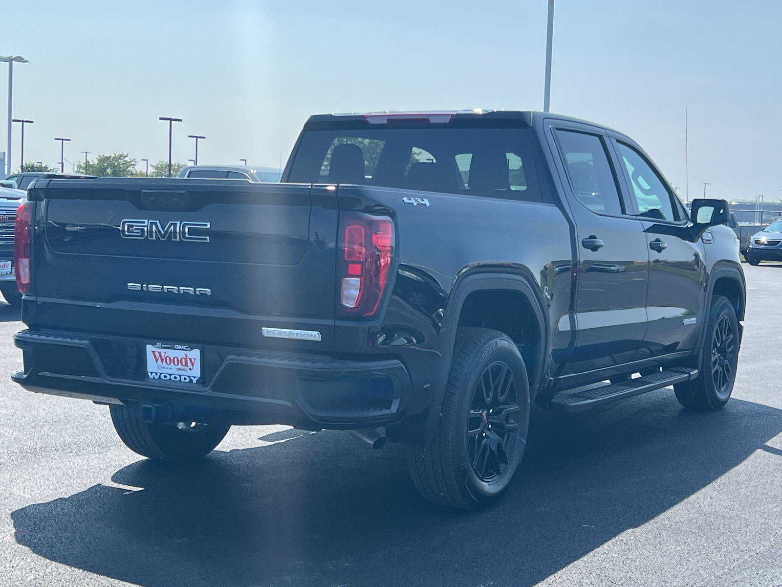 2024 GMC Sierra 1500 Elevation 8