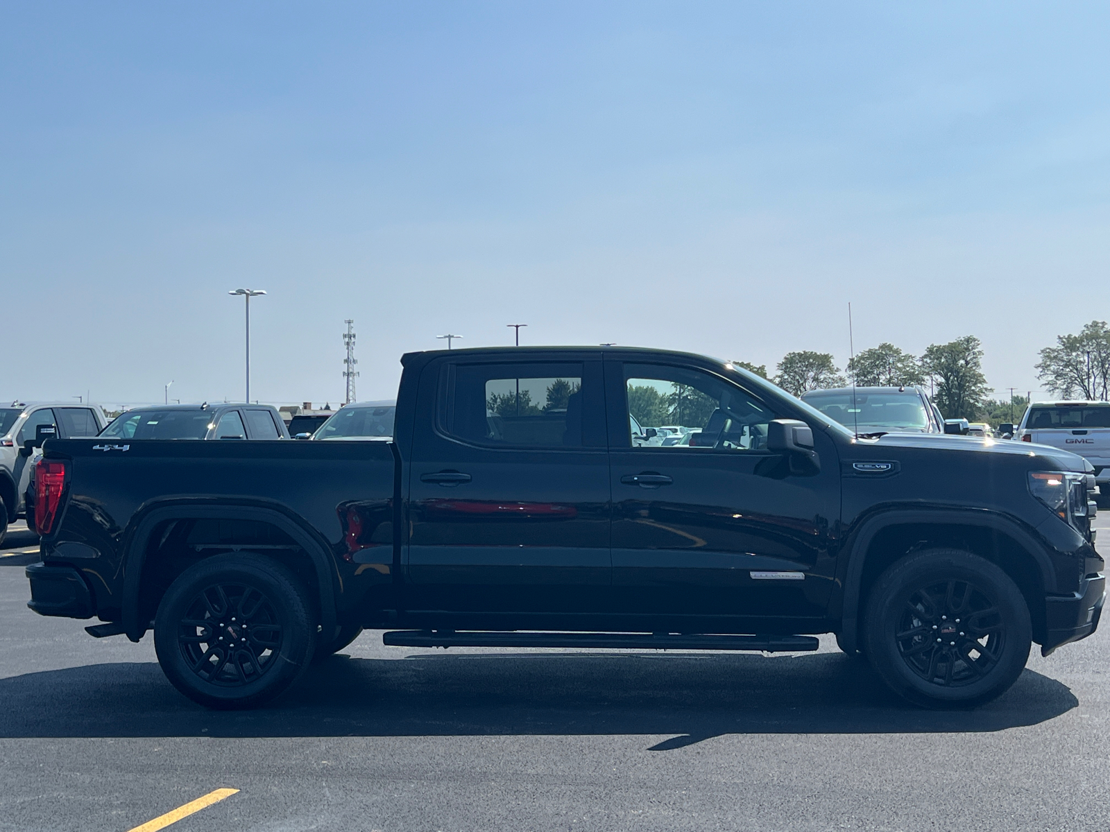 2024 GMC Sierra 1500 Elevation 9