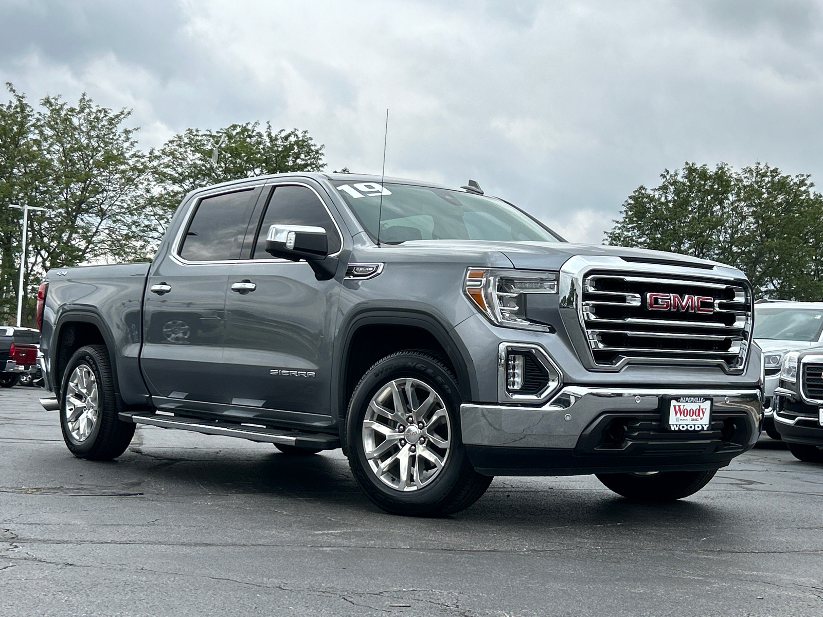 2019 GMC Sierra 1500 SLT 2