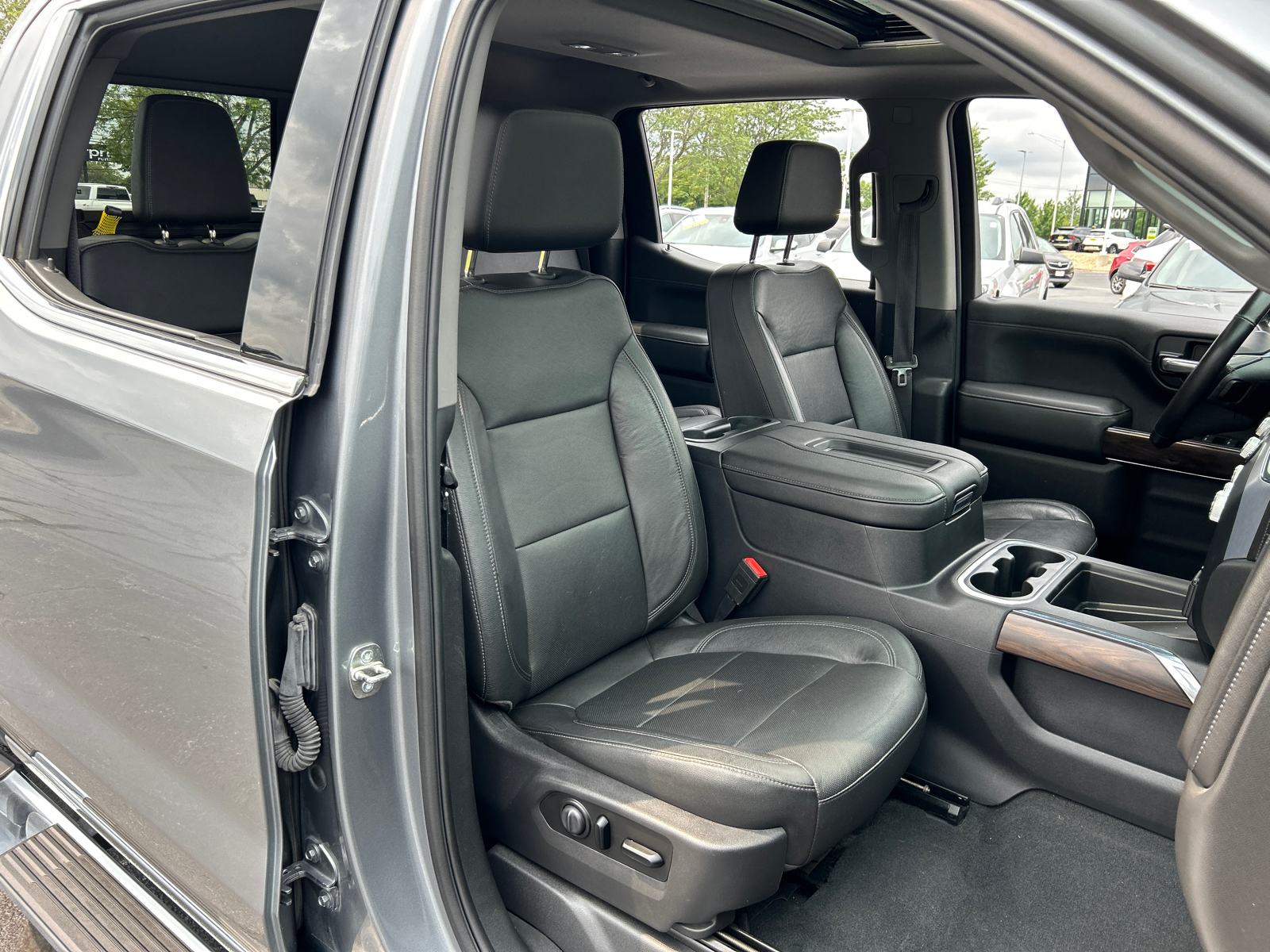 2019 GMC Sierra 1500 SLT 41