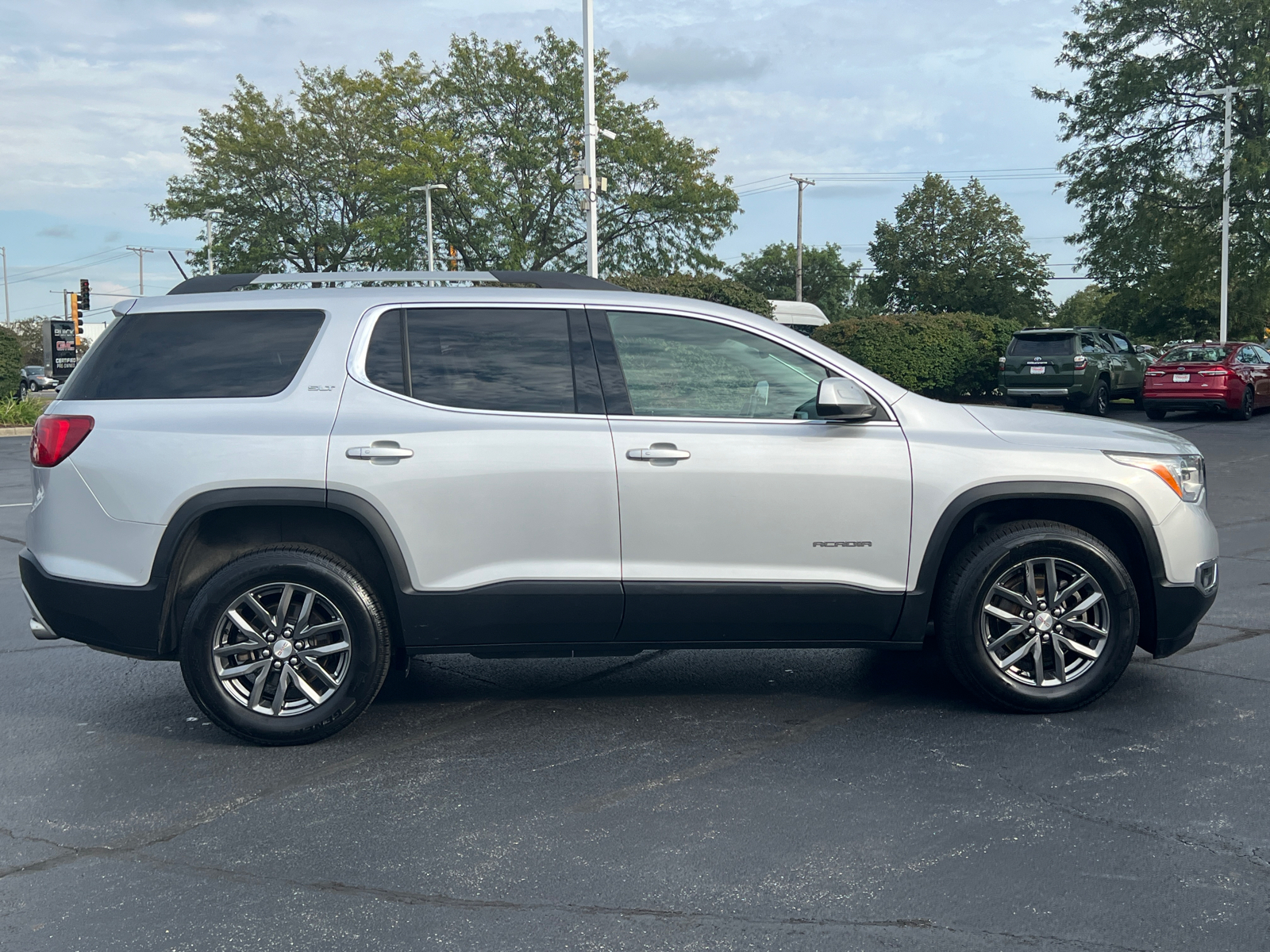 2019 GMC Acadia SLT-1 9