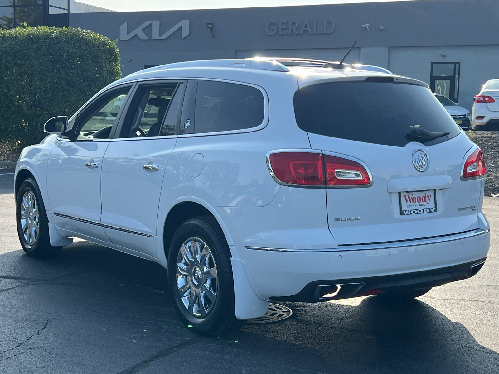 2017 Buick Enclave Leather Group 6