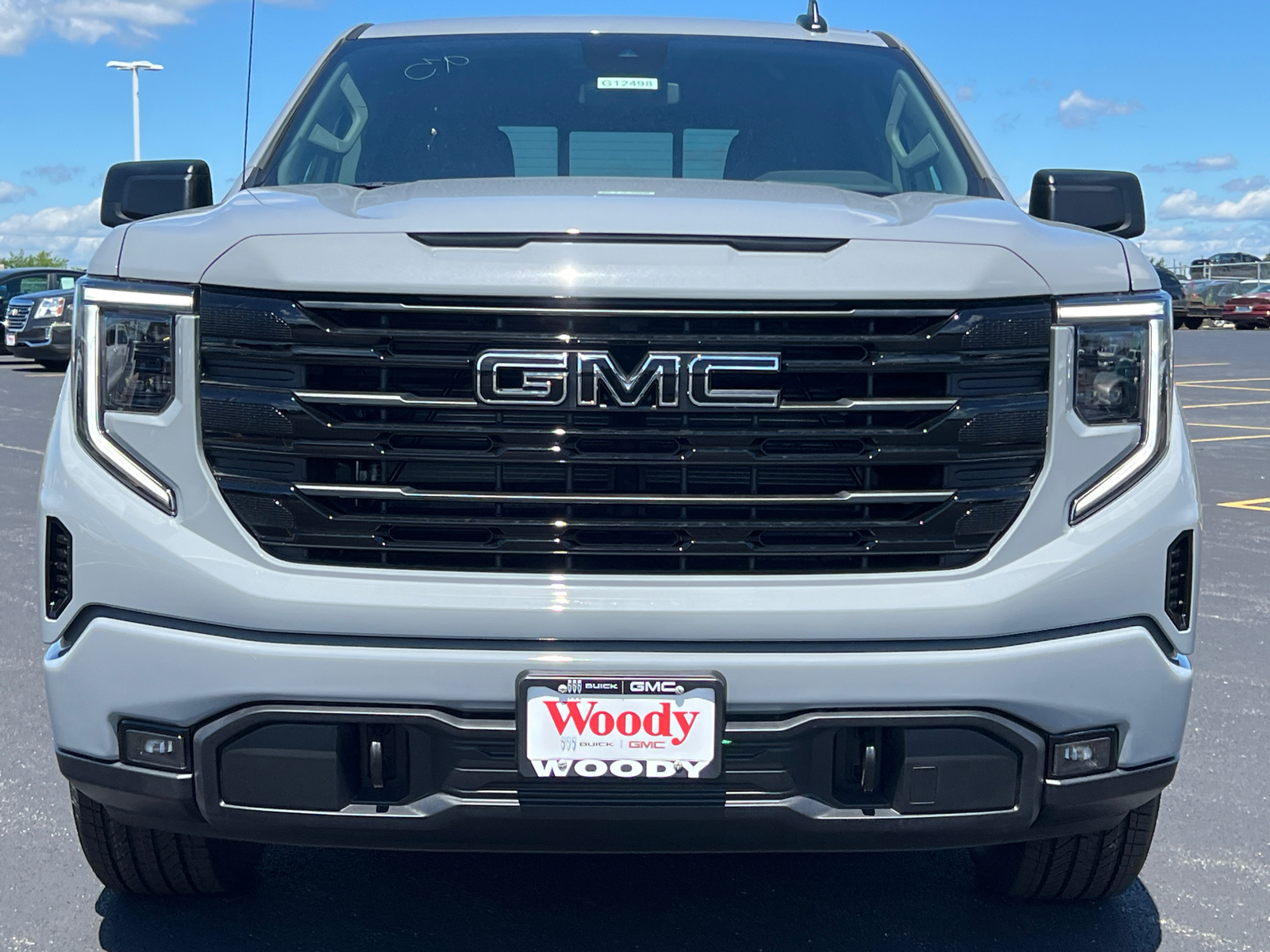 2024 GMC Sierra 1500 Elevation 3