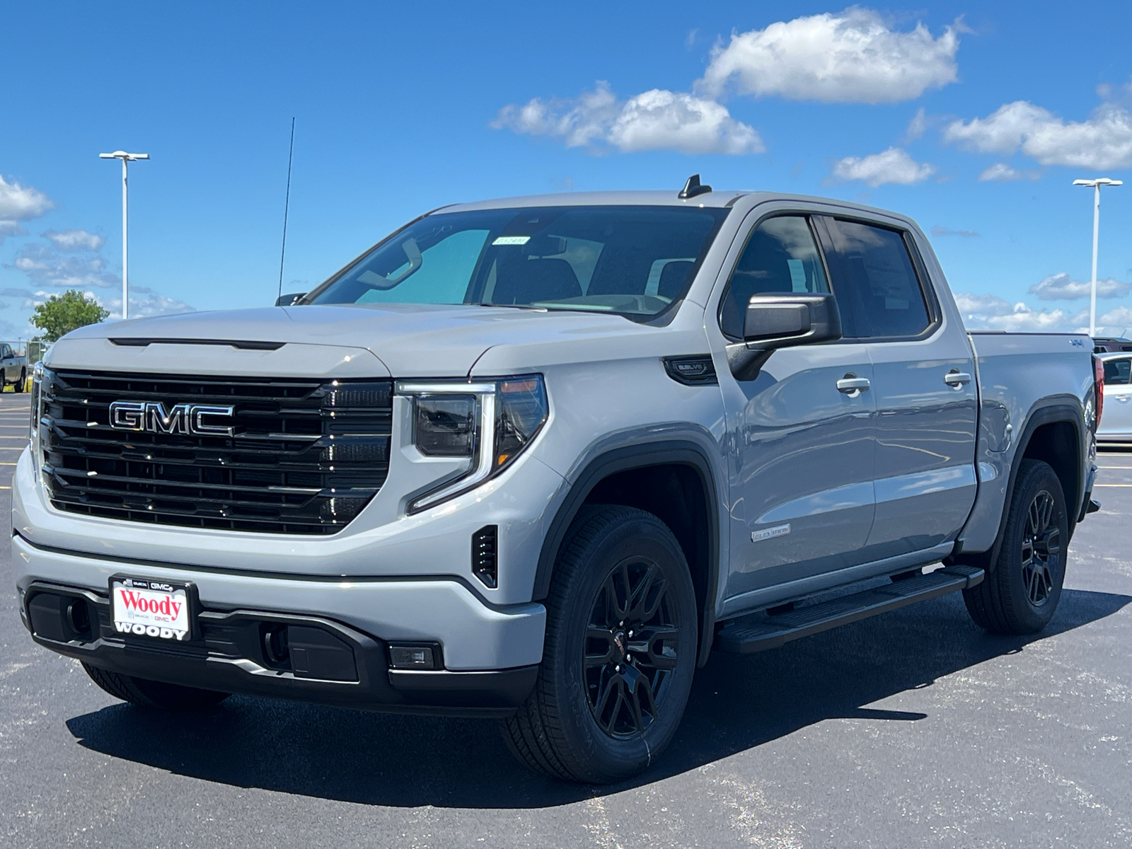 2024 GMC Sierra 1500 Elevation 4