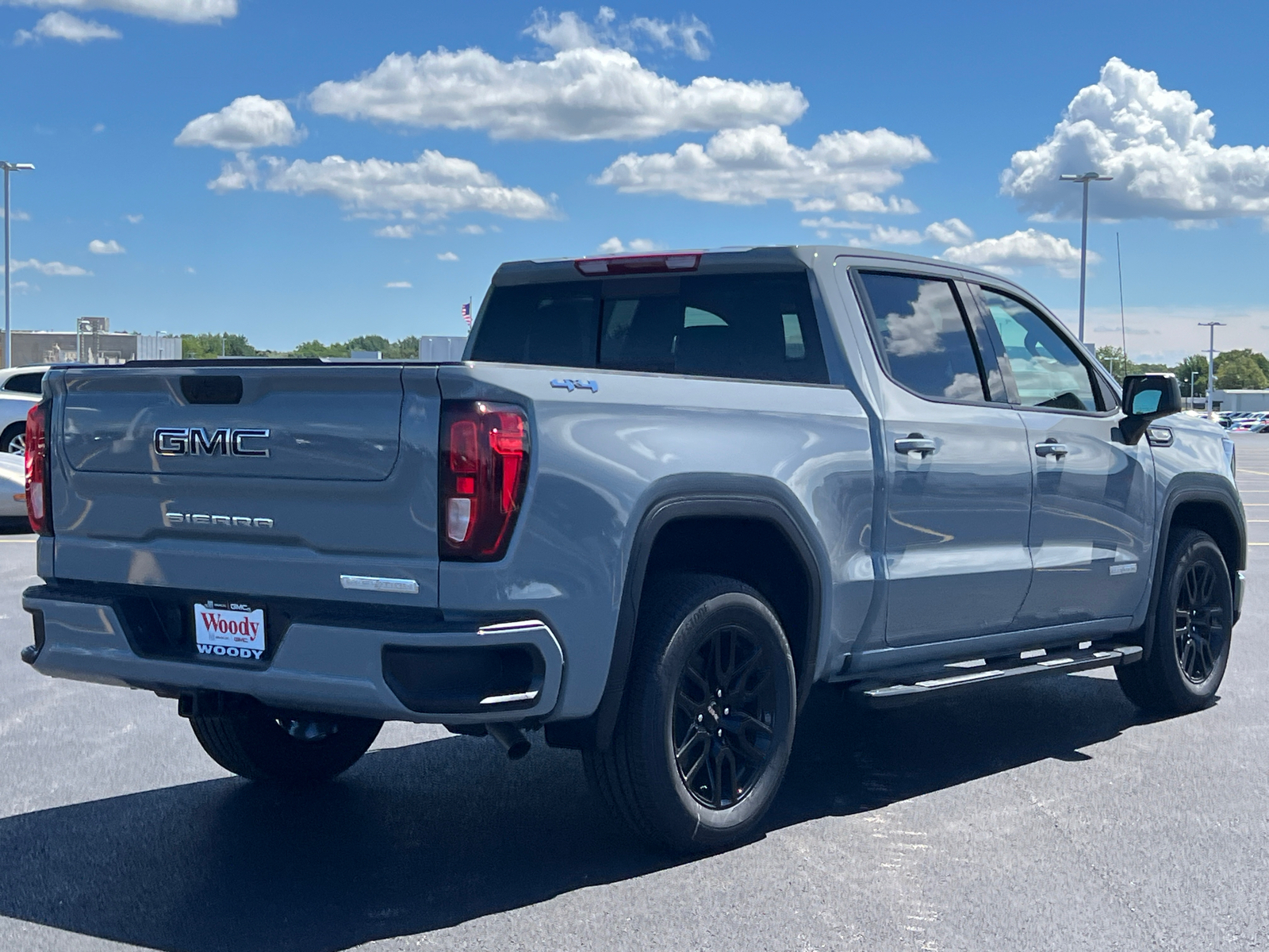 2024 GMC Sierra 1500 Elevation 8