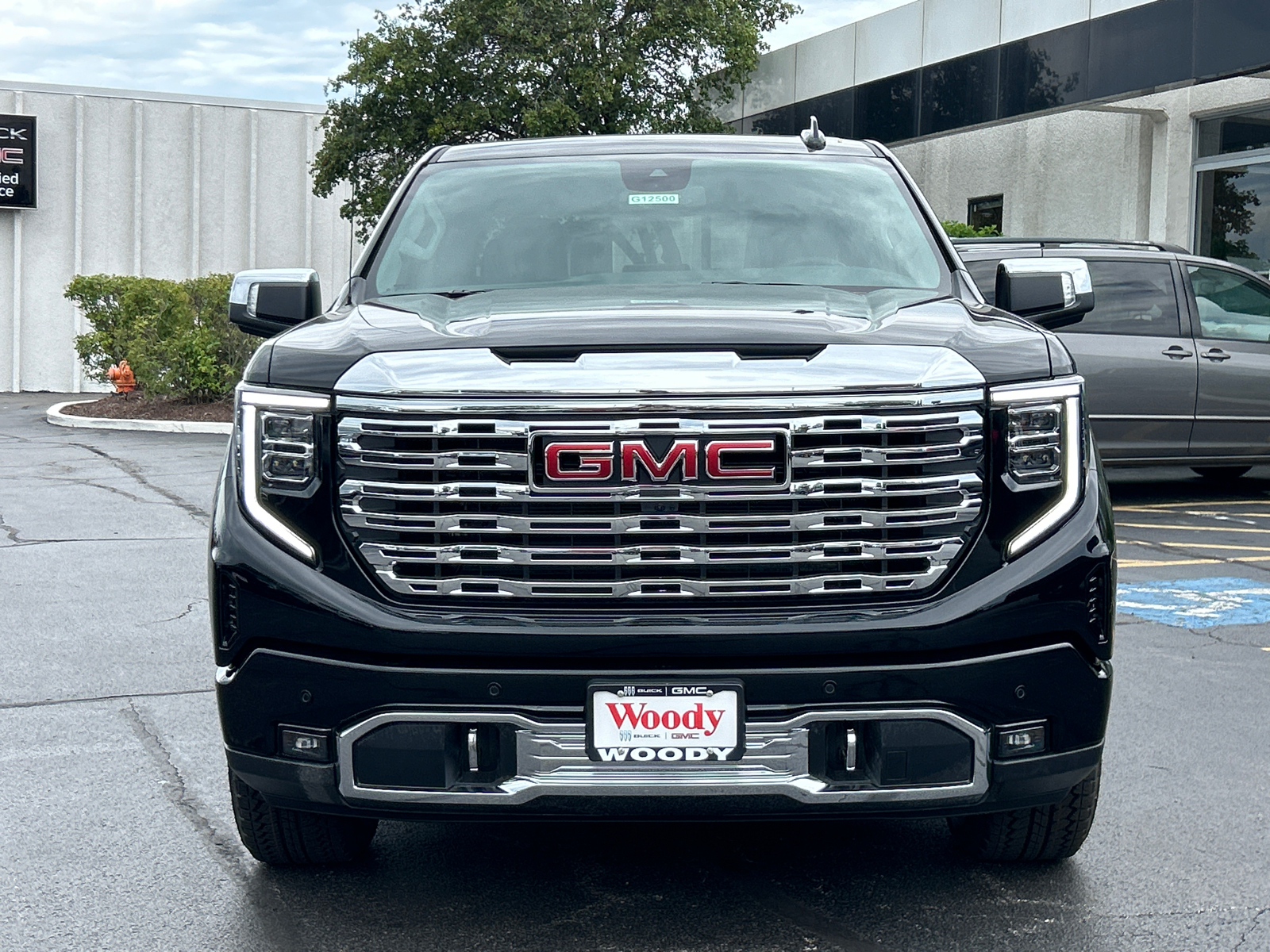 2024 GMC Sierra 1500 Denali 3