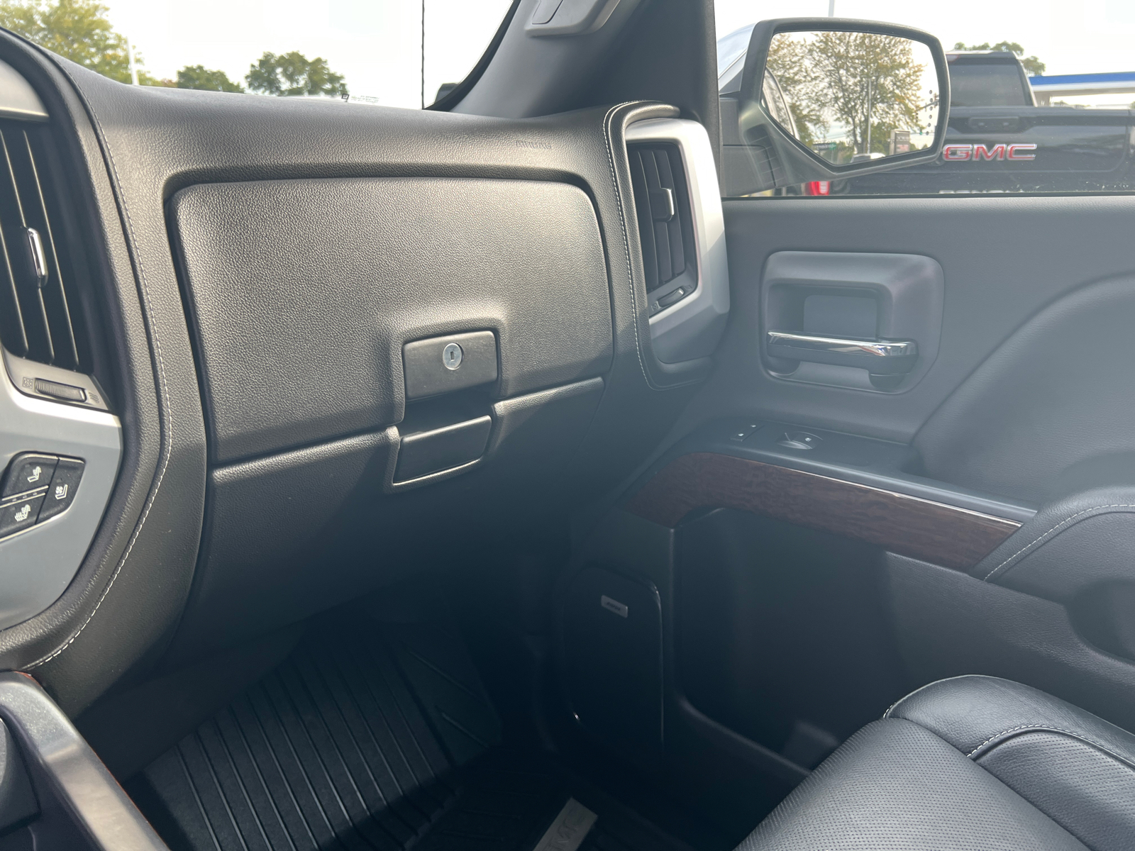 2018 GMC Sierra 1500 SLT 30