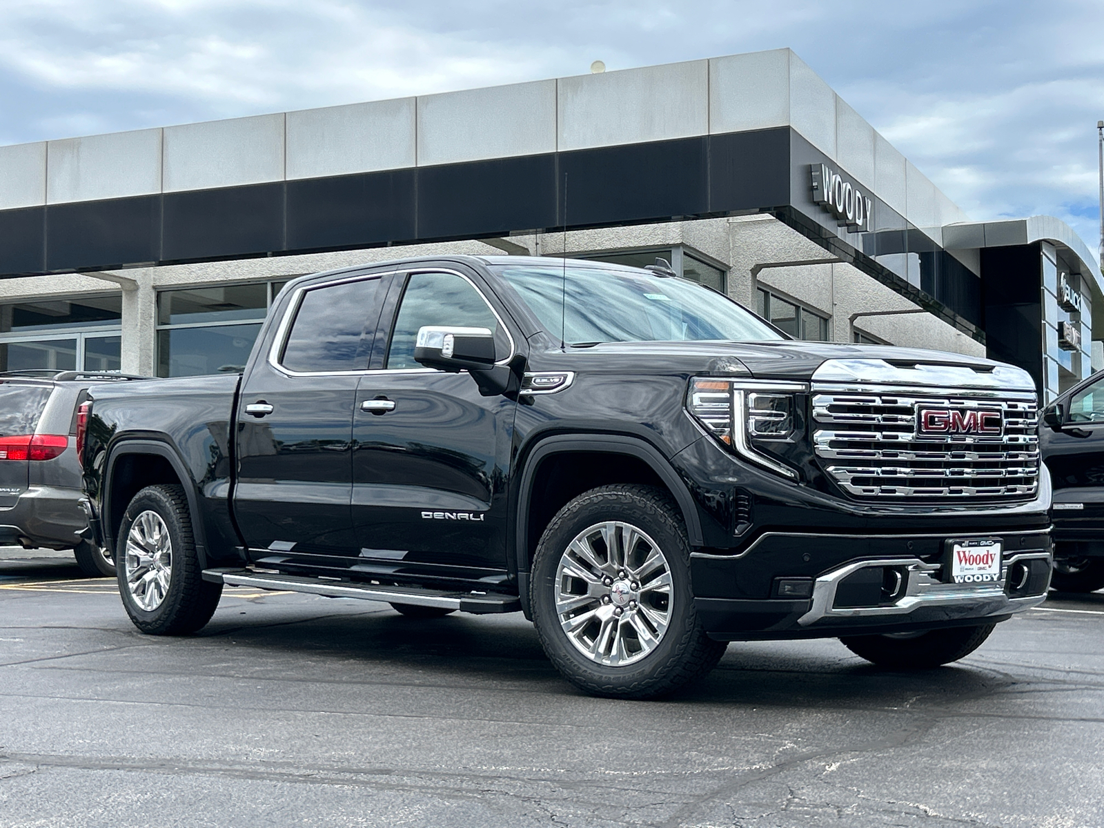 2024 GMC Sierra 1500 Denali 2