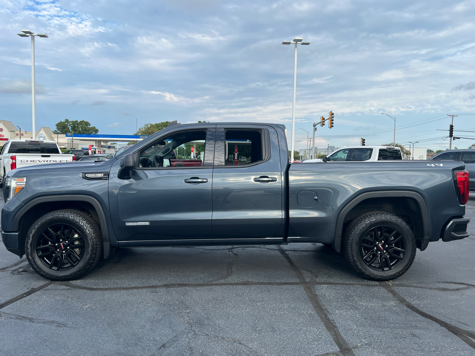 2022 GMC Sierra 1500 Limited Elevation 5