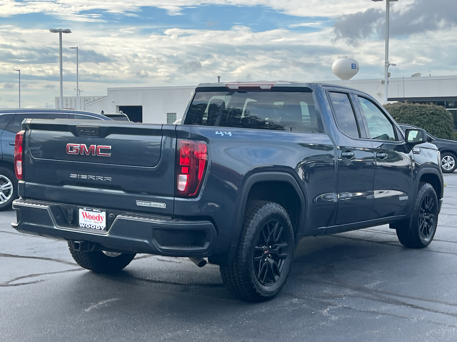 2022 GMC Sierra 1500 Limited Elevation 8