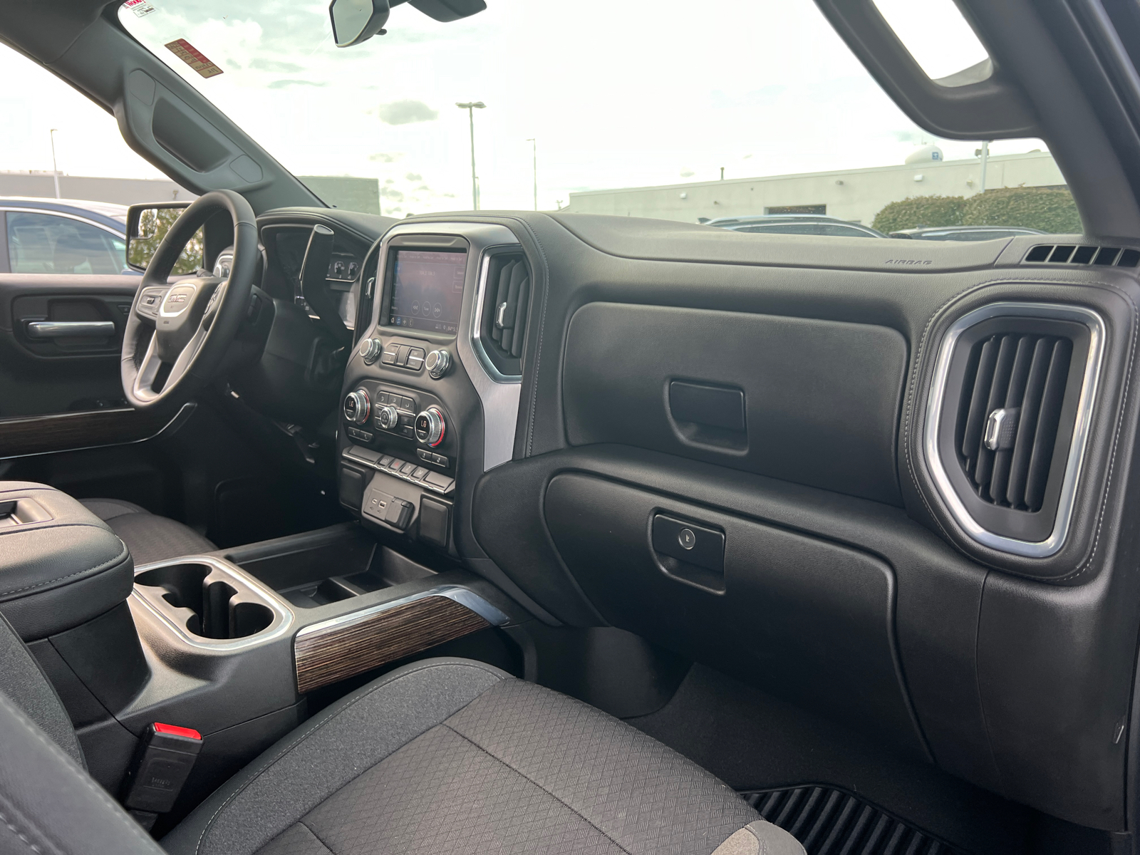 2022 GMC Sierra 1500 Limited Elevation 39