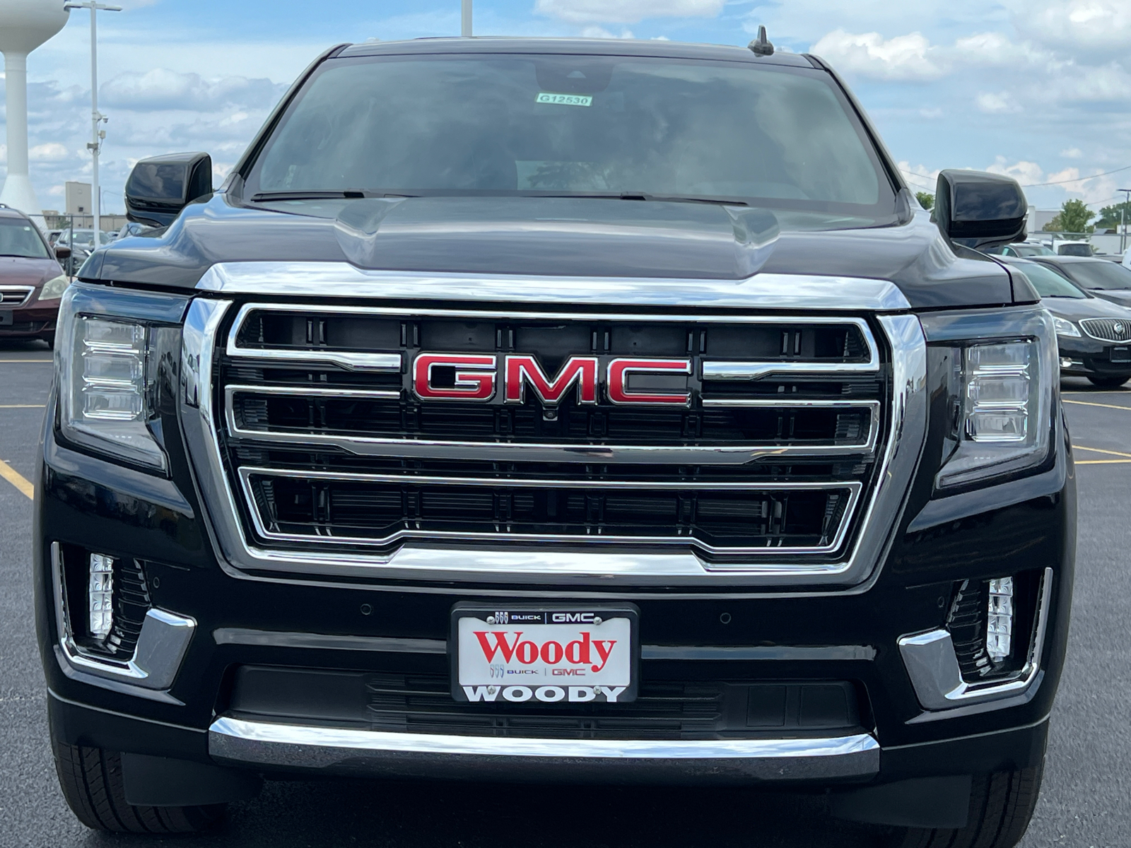 2024 GMC Yukon XL SLT 3