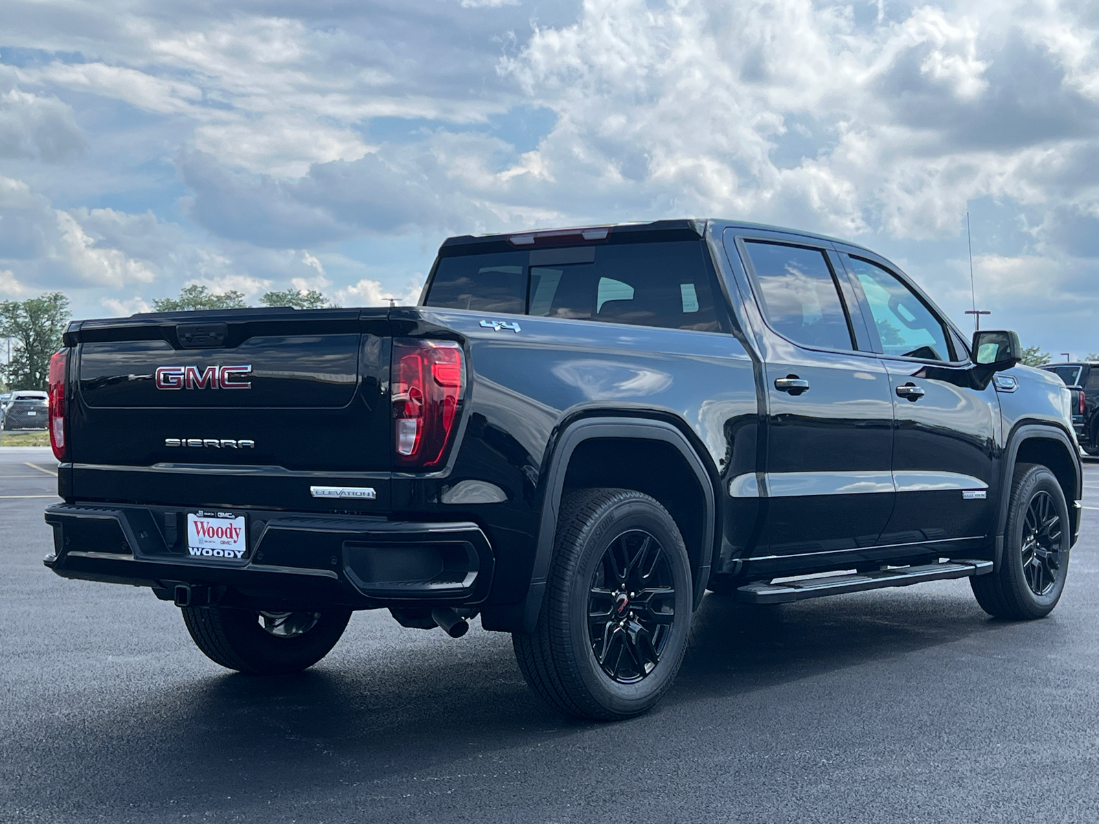 2024 GMC Sierra 1500 Elevation 8