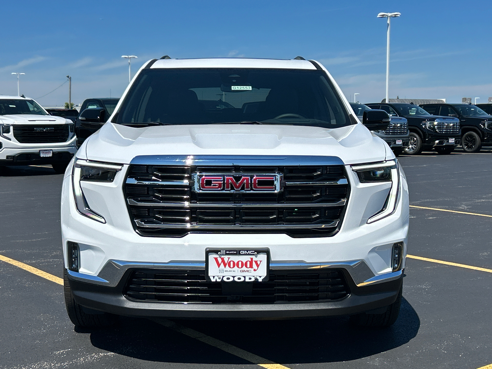 2024 GMC Acadia Elevation 3